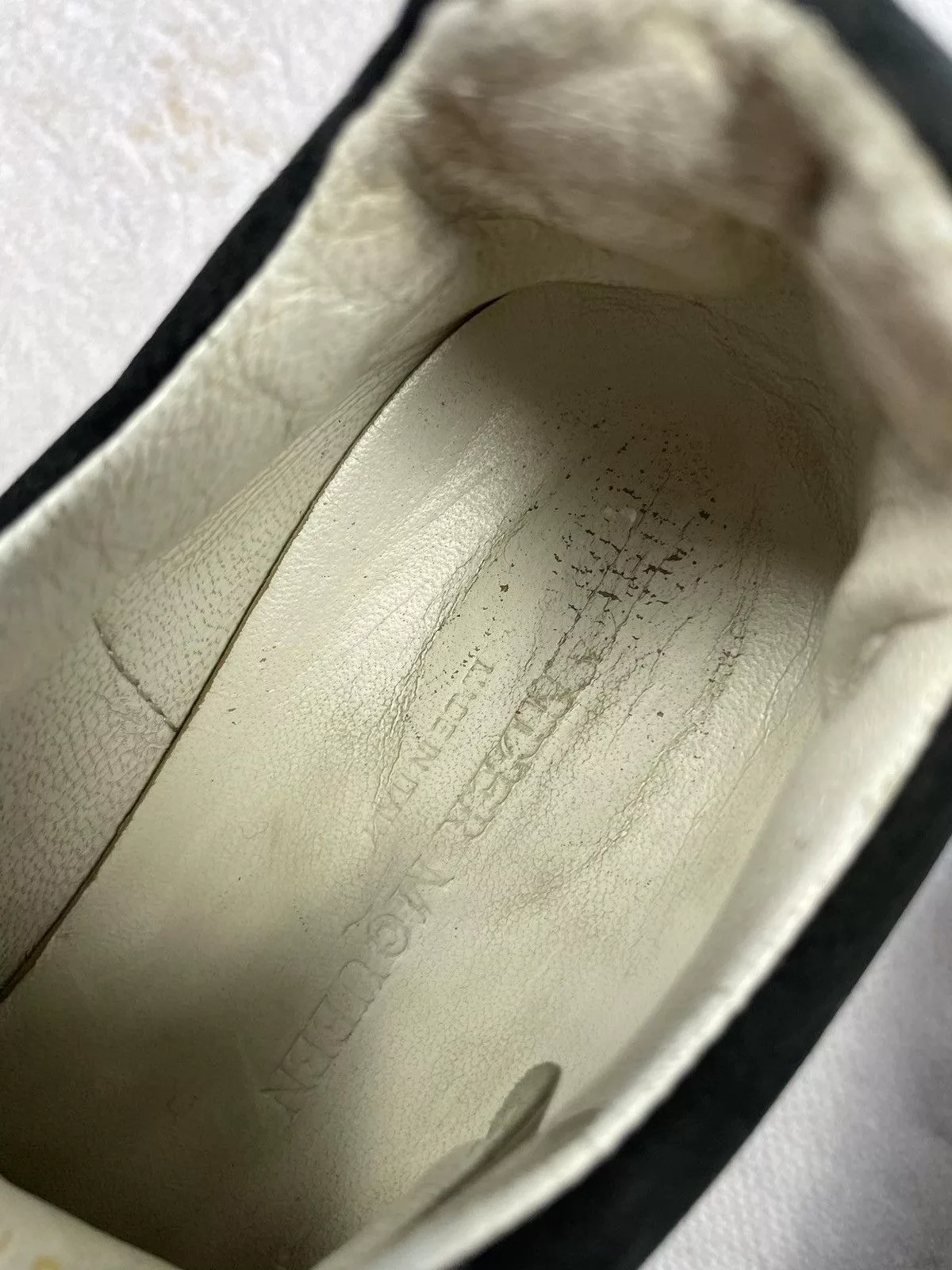Alexander McQueen Low Top Sneakers Alexander McQueen × Designer Alexander Mcqueen Oversized Sneakers Shoes White