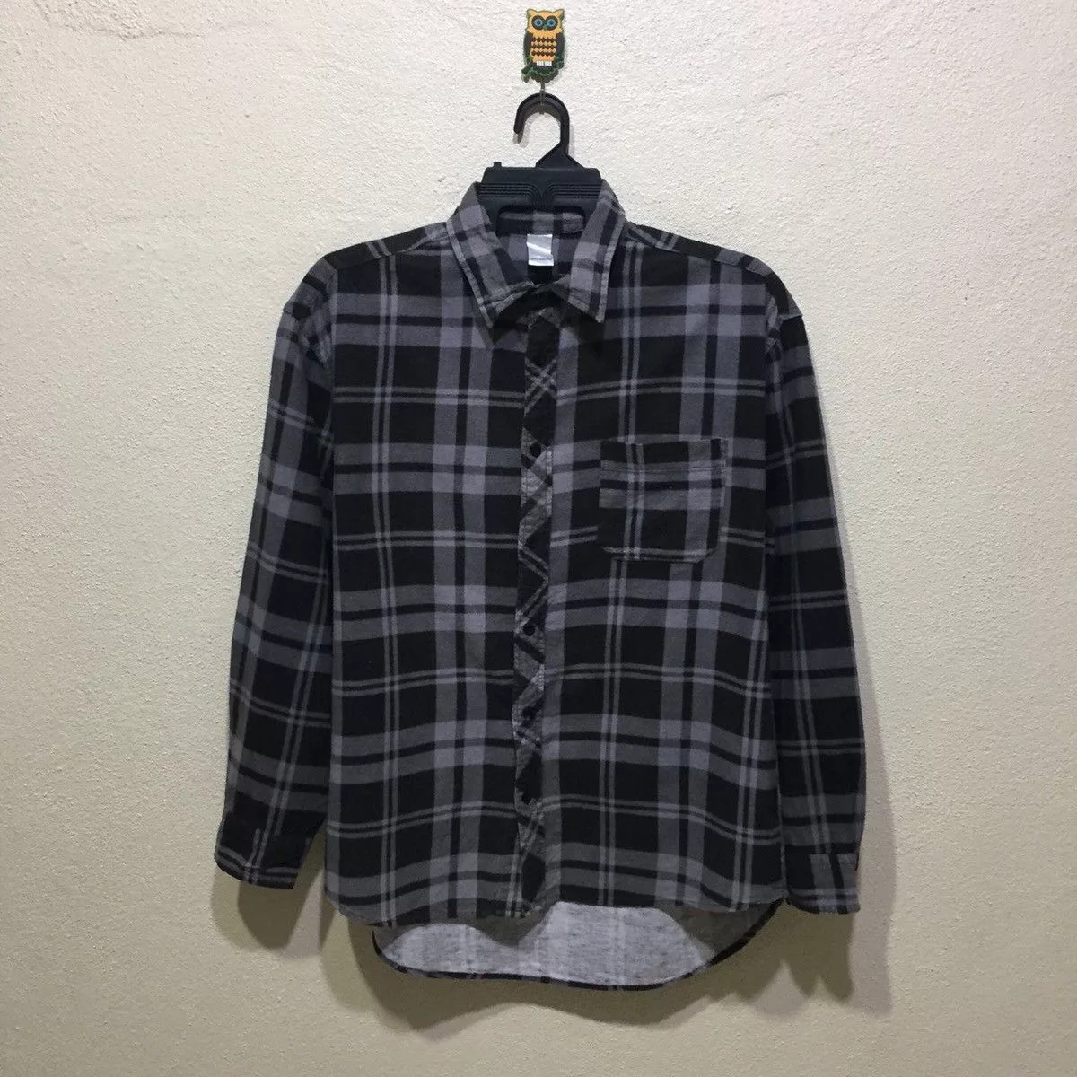 Flannel Shirts Button Ups FLANNEL SINGLE POCKET SIZE L FITS XL Multi