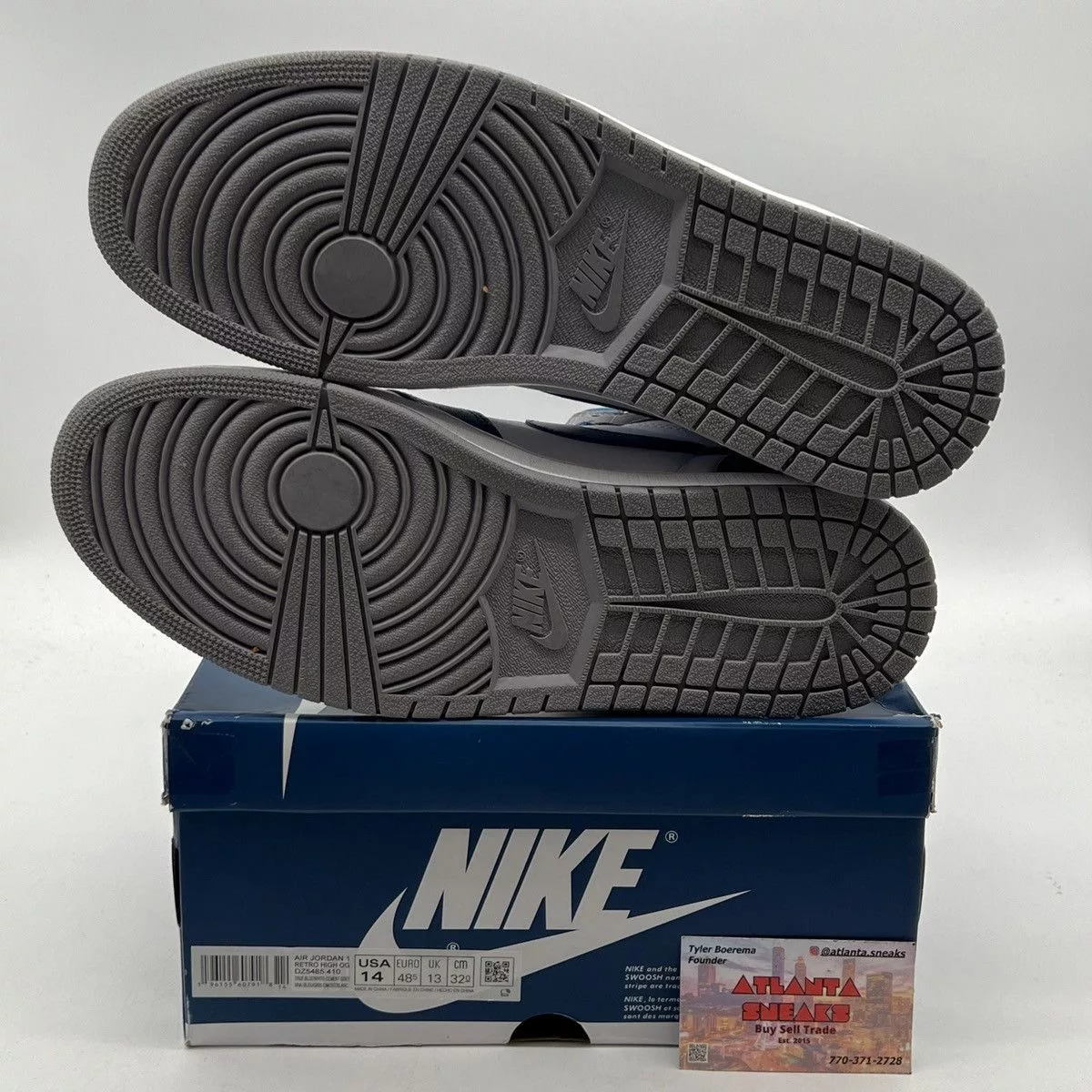 Nike Hi Top Sneakers Nike Air Jordan 1 high true blue White