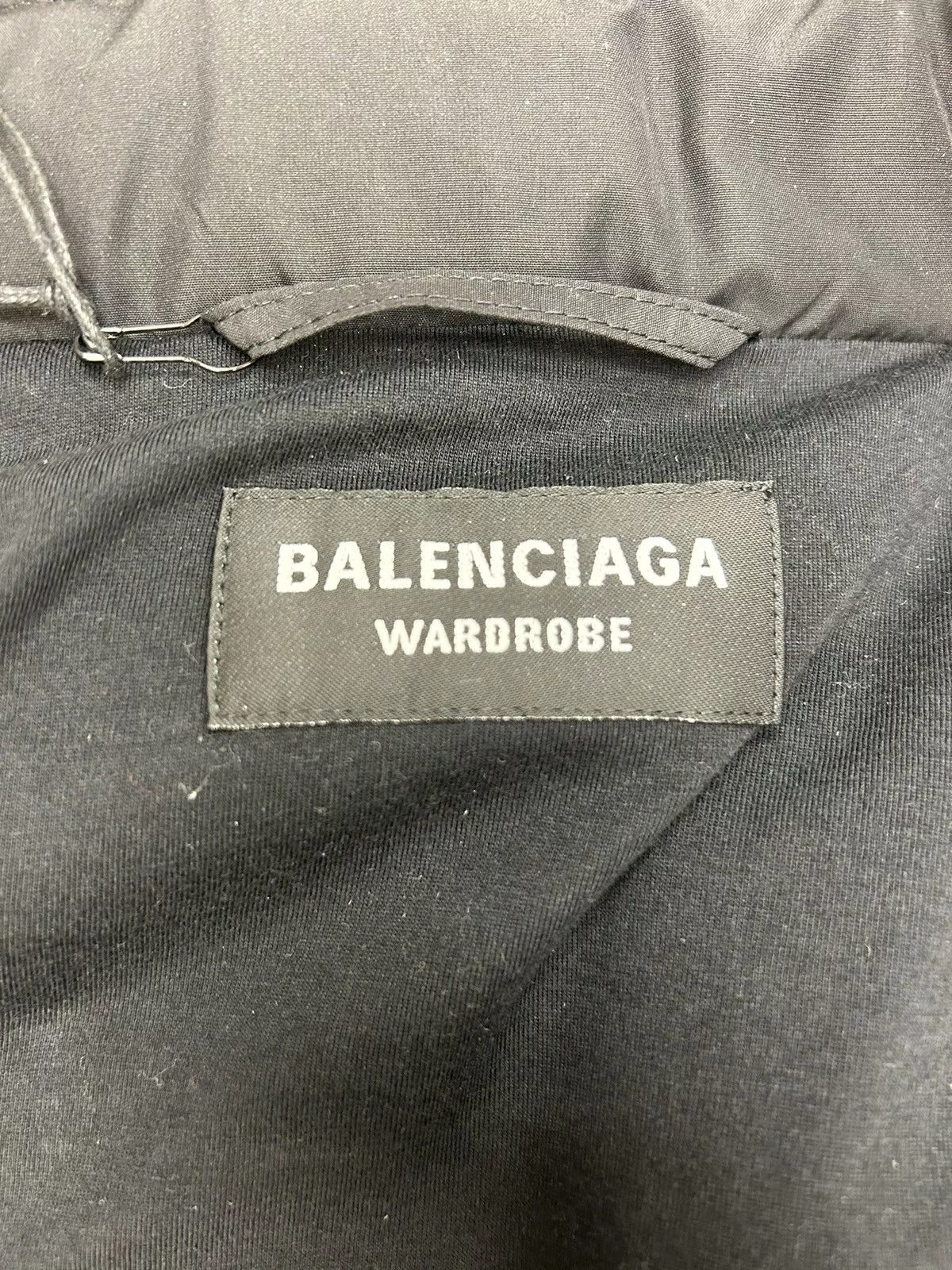 Balenciaga Light Jackets Balenciaga Oversized Logo Print Shell Windbreaker in Black