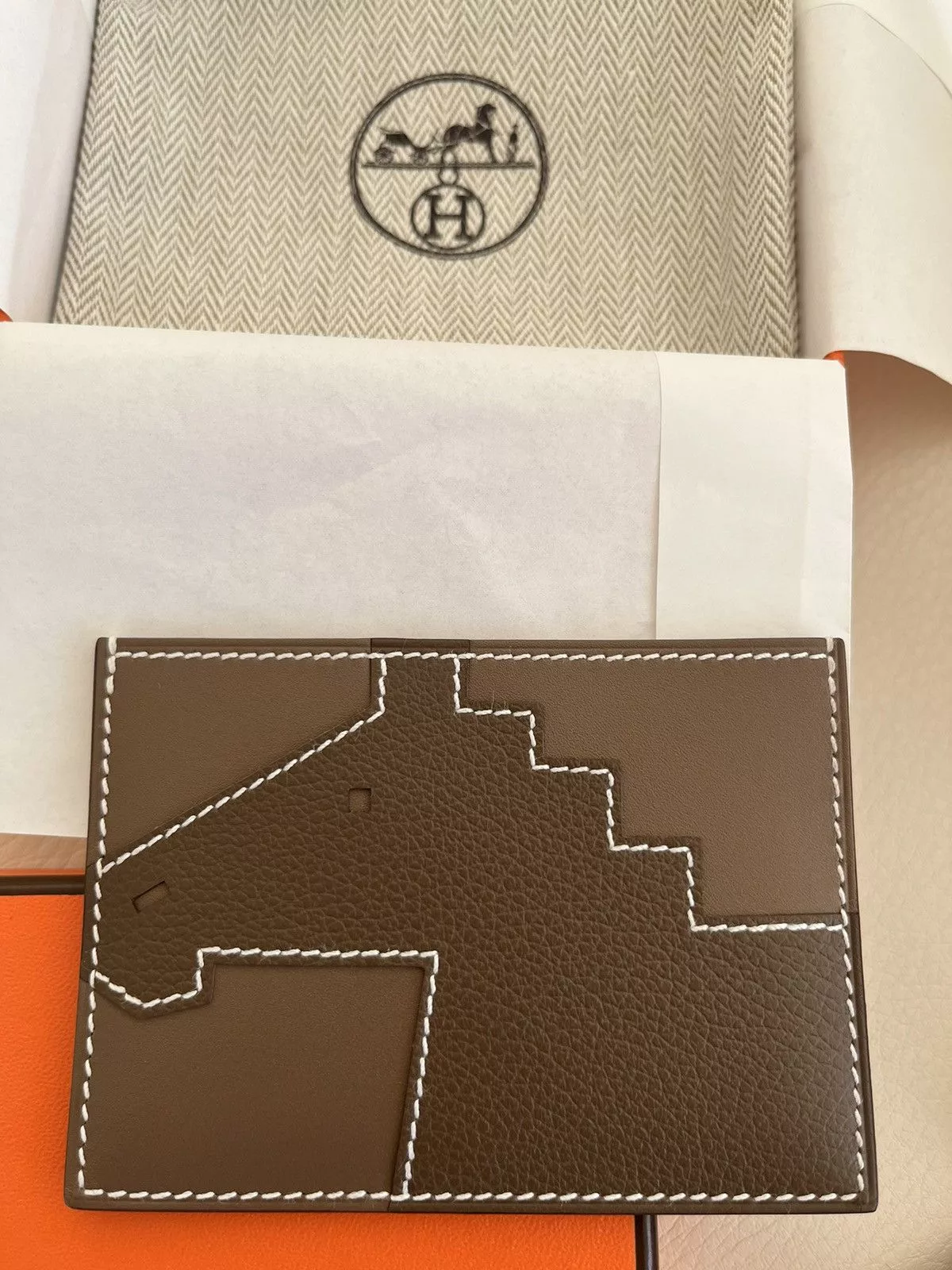 Hermes Wallets Super Rare Hermes 🐴 Horse Wallet Card Holder Brand NEW Gray