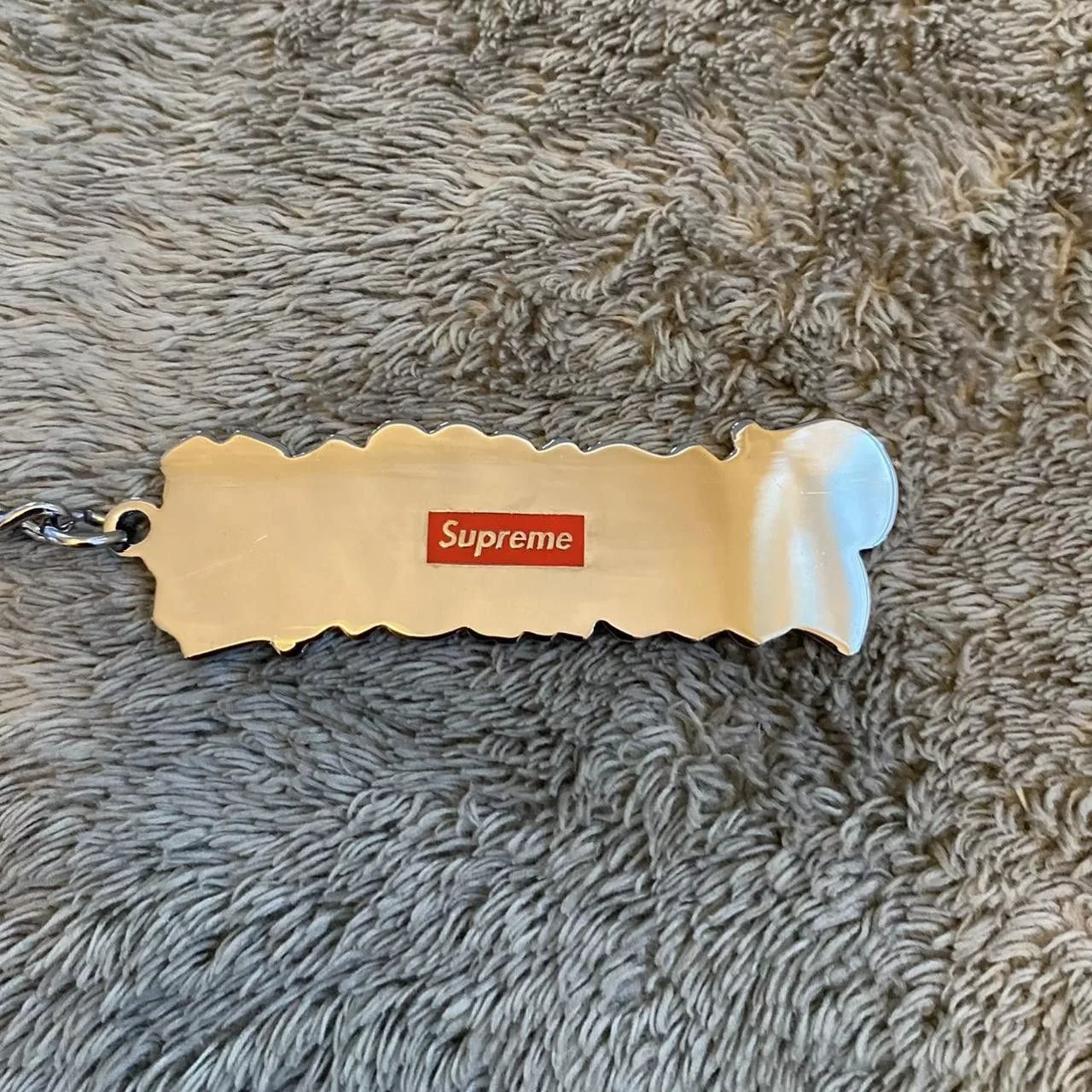 Supreme Supreme Supreme Ambigram Keychain - Red