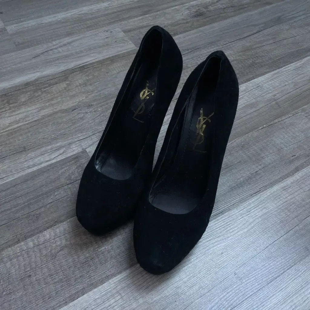 Yves Saint Laurent heels Size: 38 Black