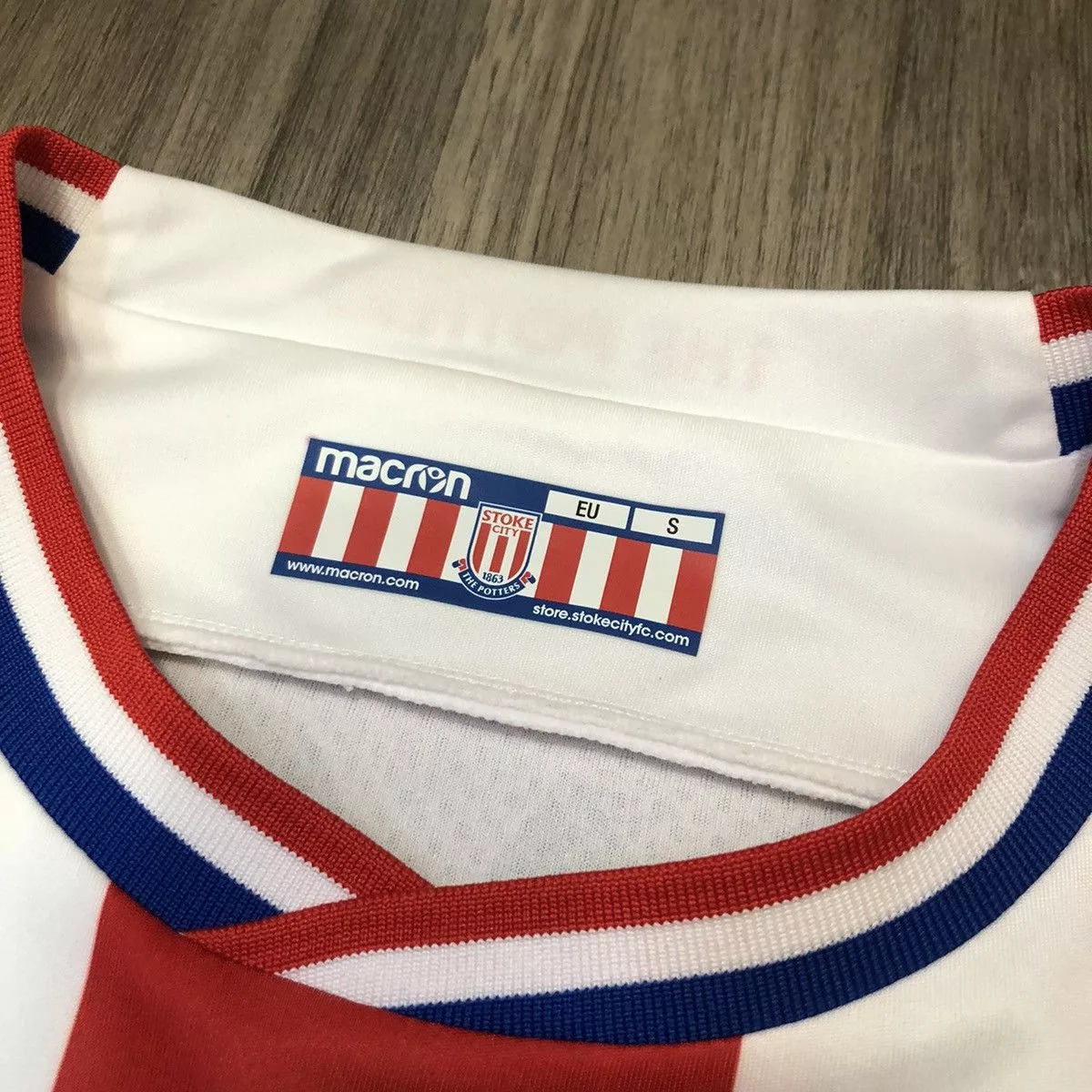 Macron Jerseys Macron Stoke City 15/16 home shirt #22 Shaqiri Red Streetwear