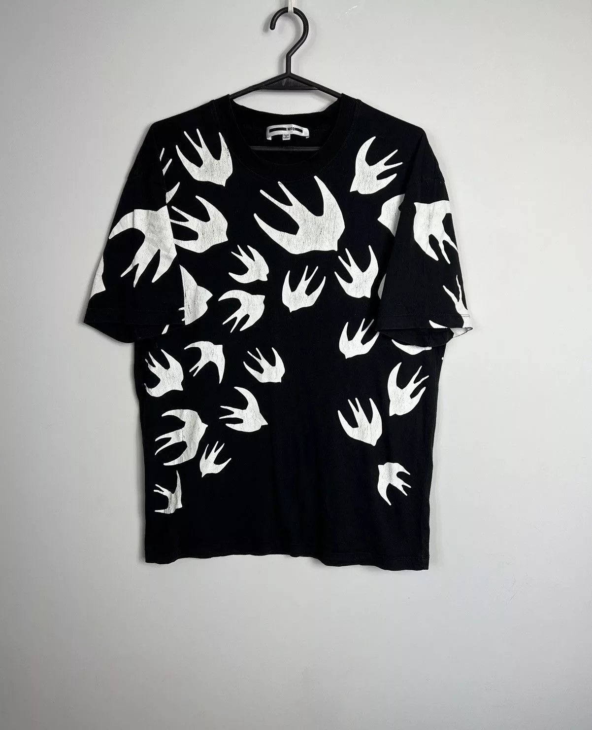 Alexander McQueen Short Sleeve T Shirts Tshirt Alexander McQueen multi logo white black