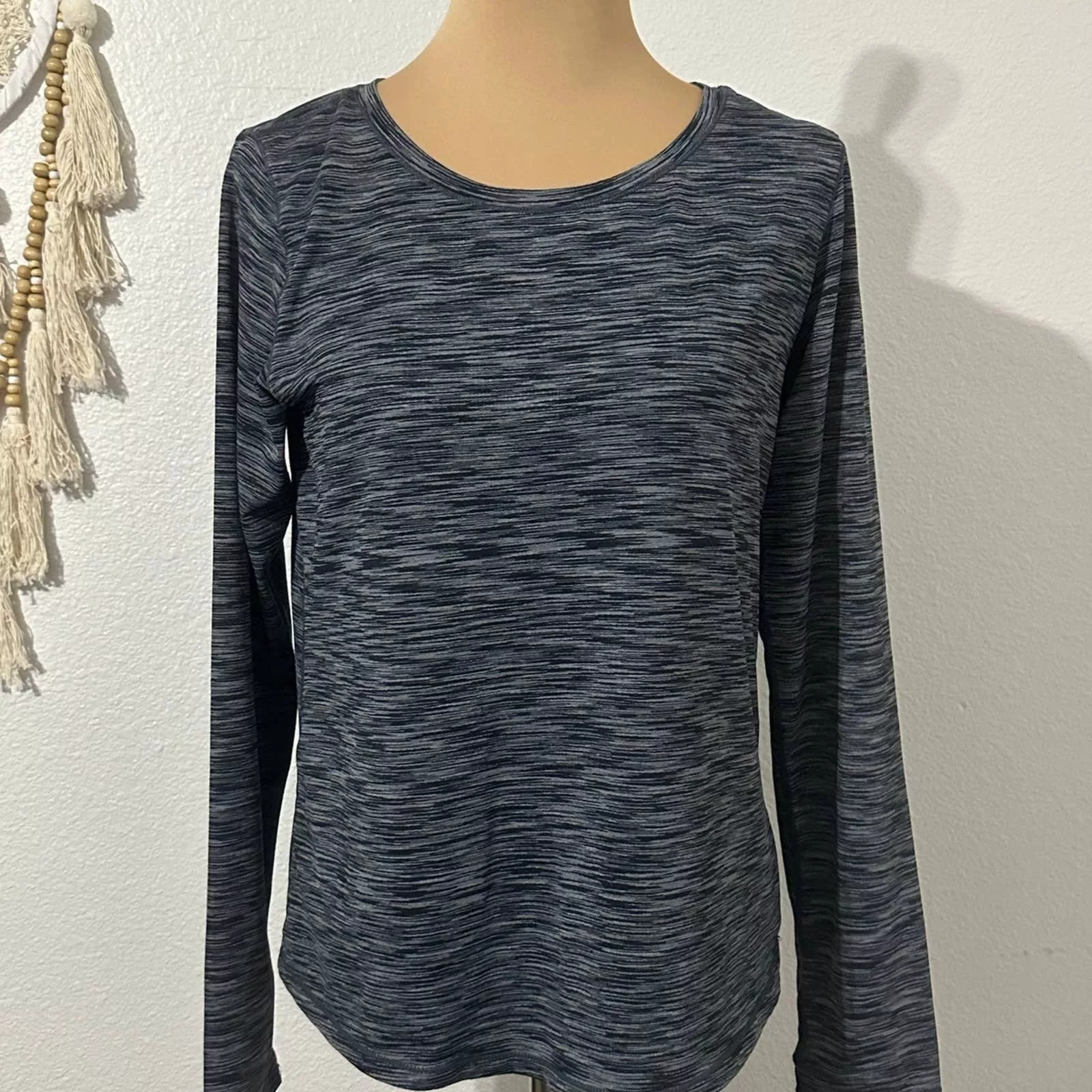 Other Short Sleeve T Shirts Other Zyia open back long sleeve Gray