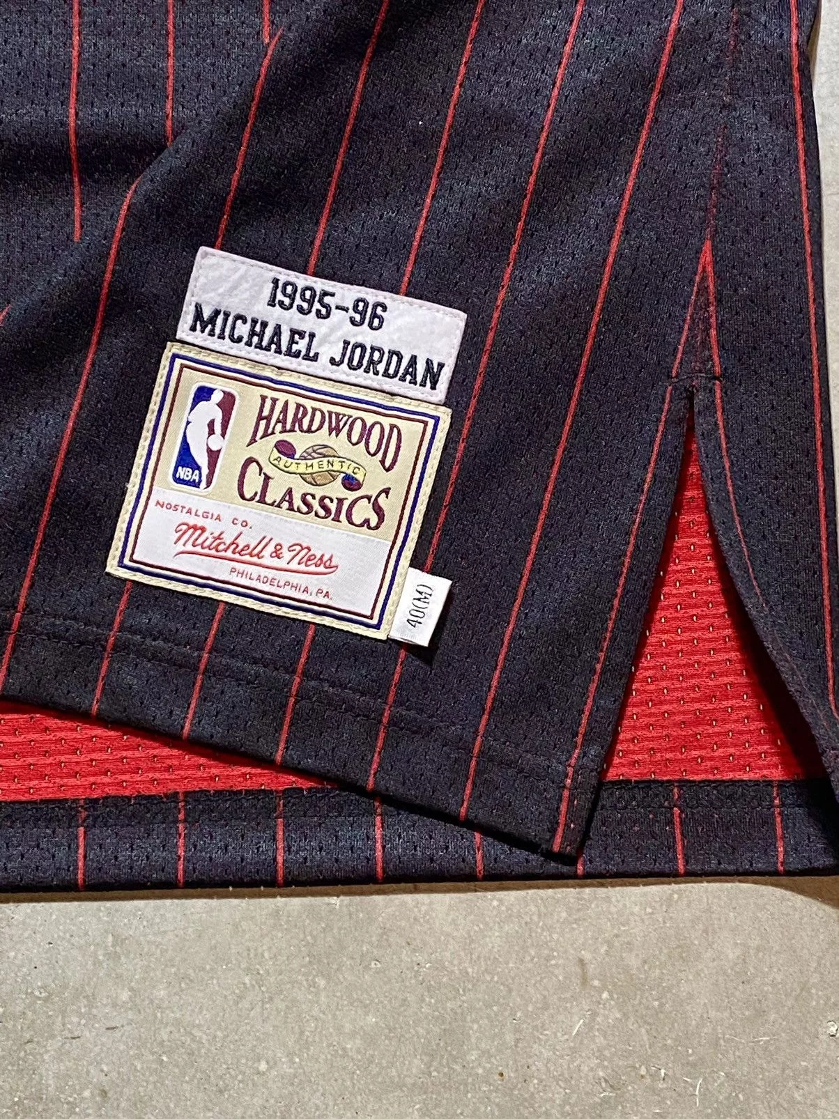 Mitchell & Ness Jerseys Mitchell & Ness × NBA Mitchell & Ness Chicago Bulls Michael Jordan 95-96 Jersey Black