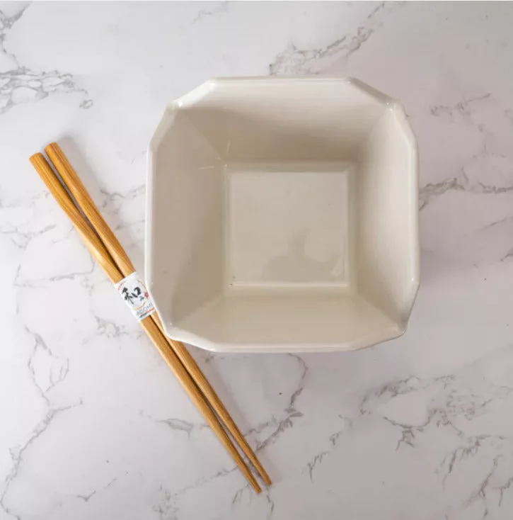 Pagoda Takeout Box With Chopsticks