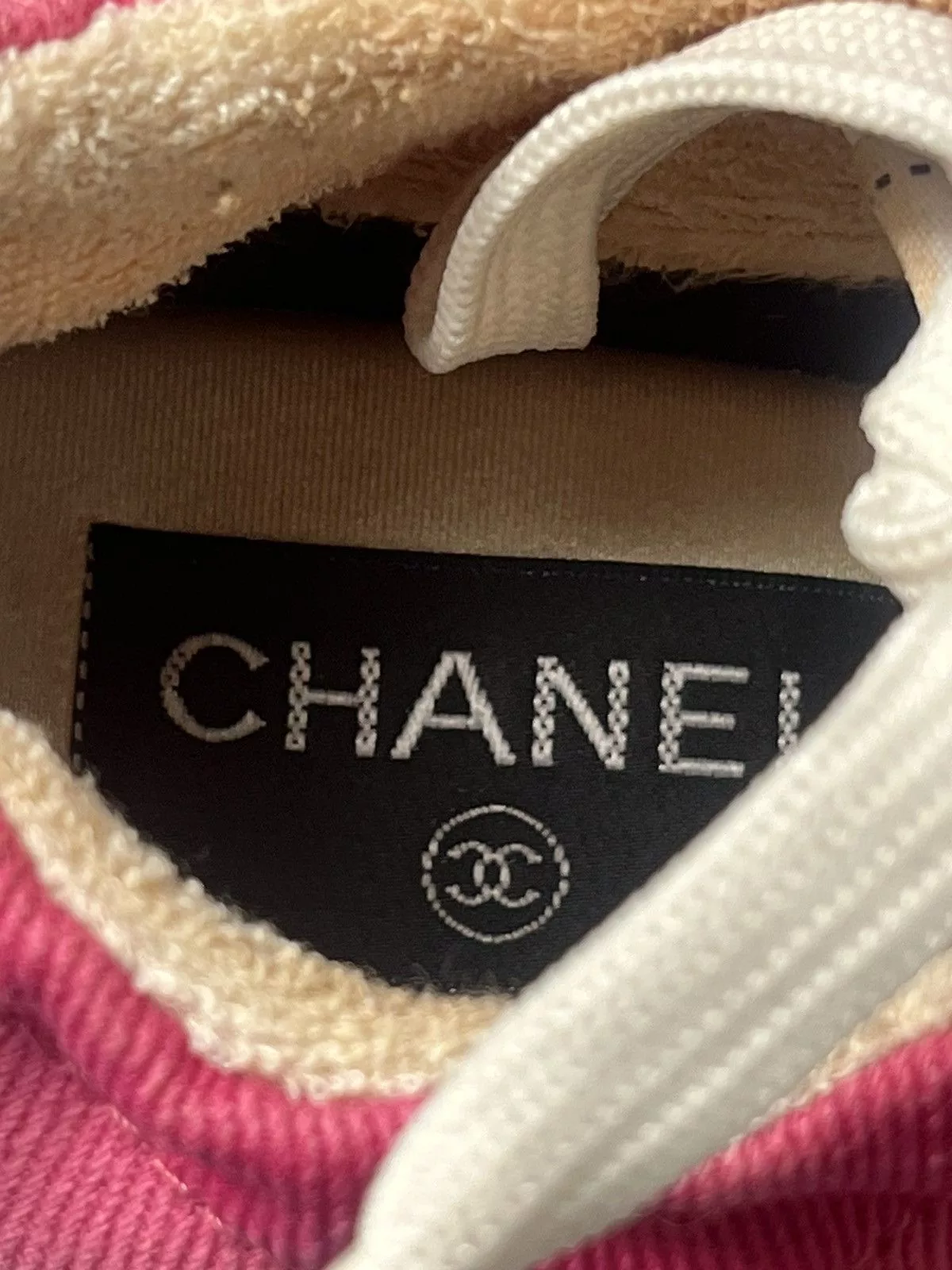 Chanel Low Top Sneakers Chanel Trainer Sneaker Pink