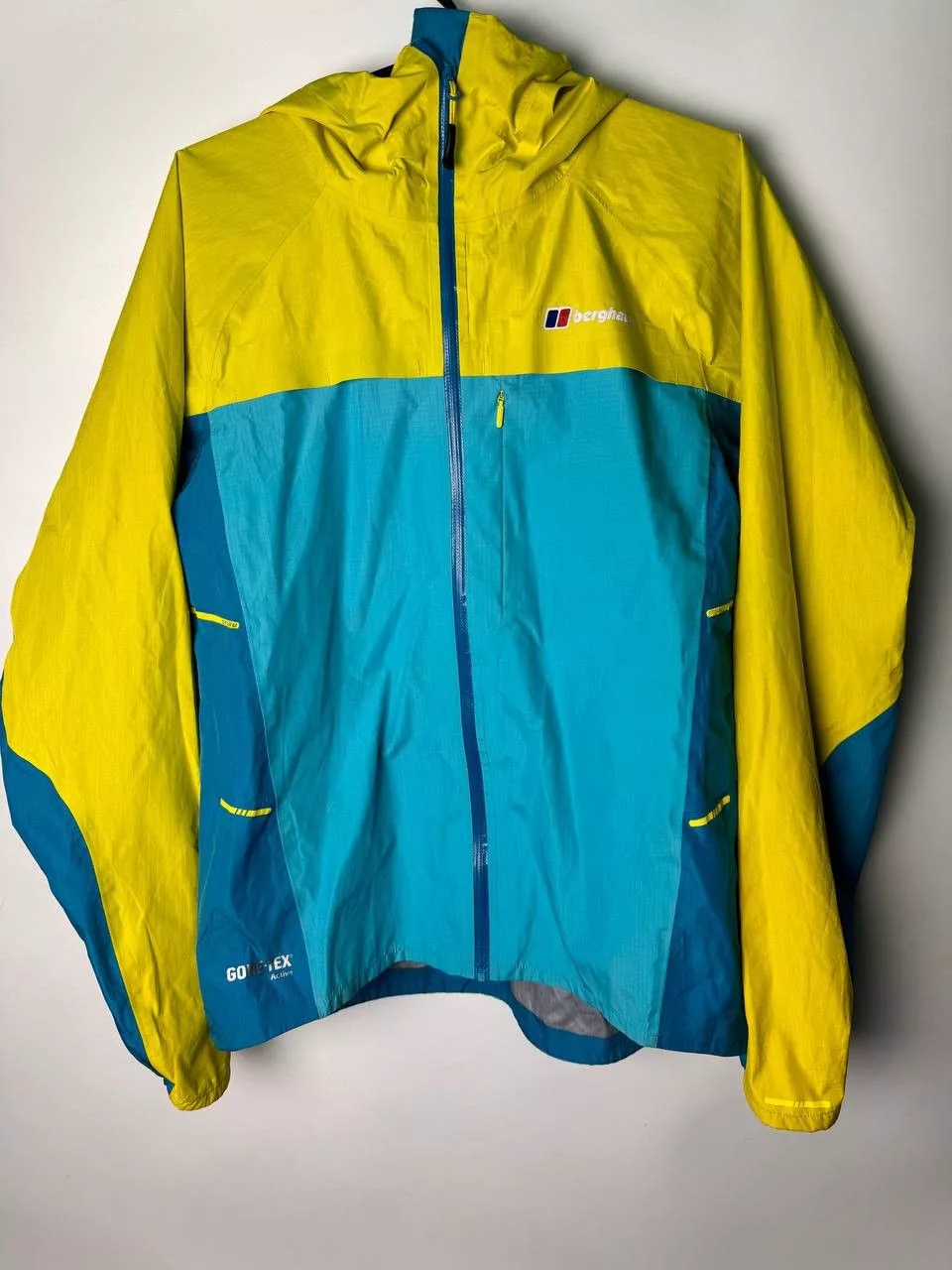 Berghaus Light Jackets Berghaus × Goretex Vintage streetwear Y2K outdoor Berghaus Storm Jacket Multi Gorpcore