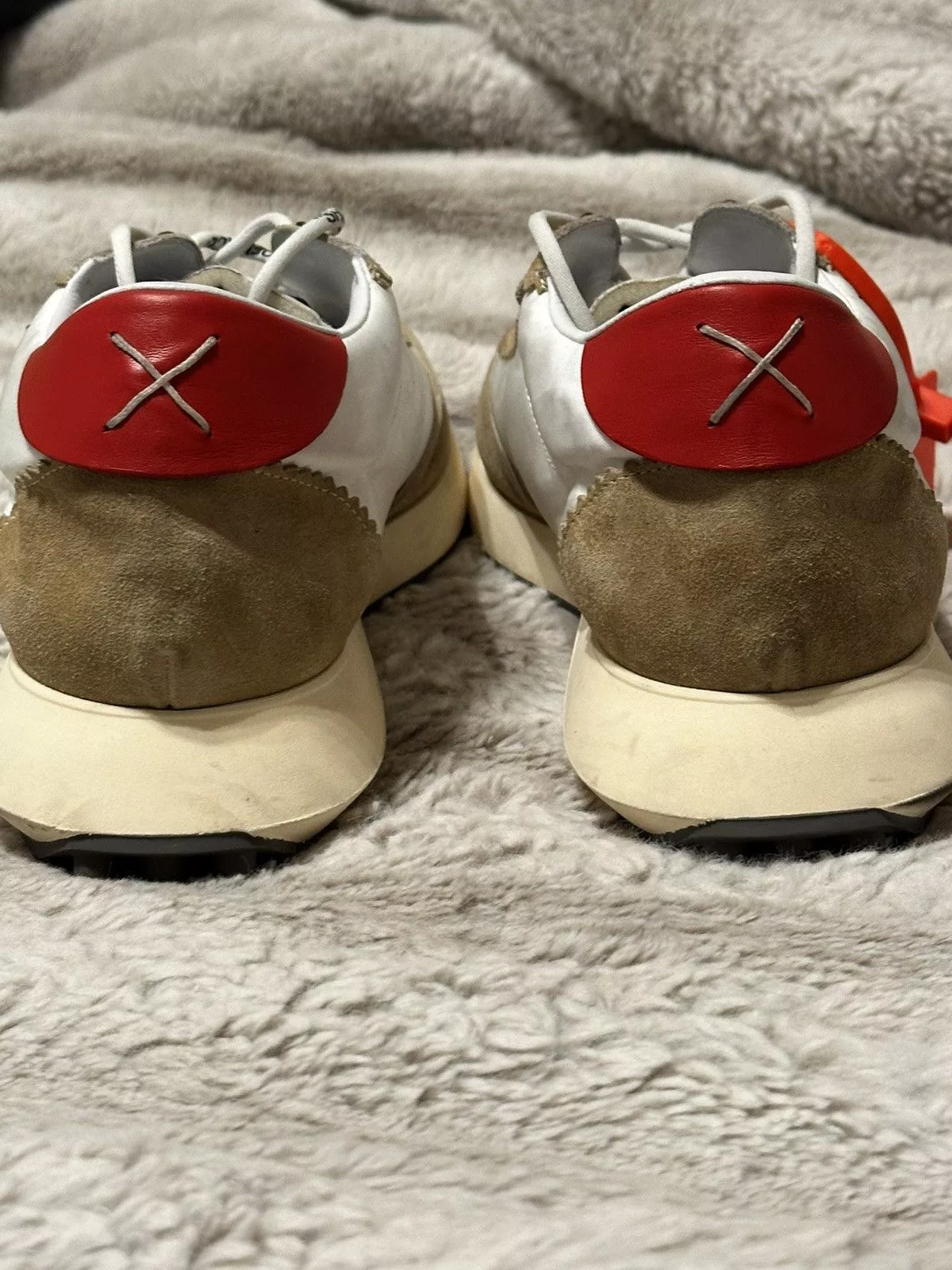 Off-White Low Top Sneakers Off-White Running Sneakers