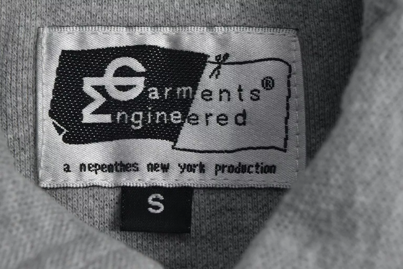 Engineered Garments Polos Engineered Garments × Nepenthes Engineered Garments/pocket polo shirt/27906 - 785 61 Gray