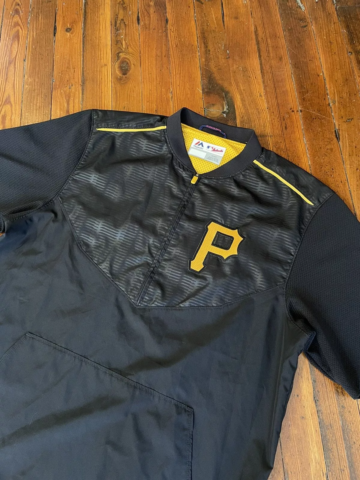 MLB Jerseys MAJESTIC MLB COOLBASE 1/4 ZIP JACKET BLACK MENS SMALL