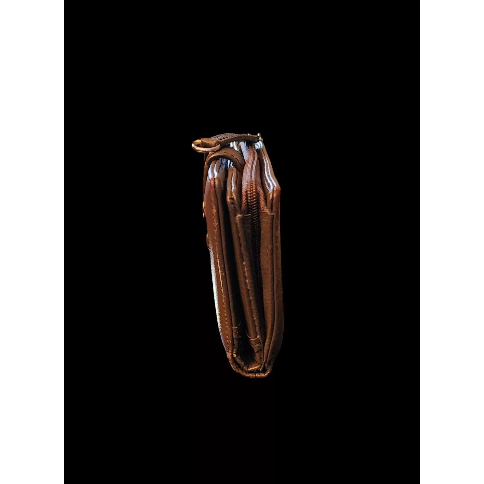 Kenneth Cole Wallets Kenneth Cole Reaction Brown leather wallet.