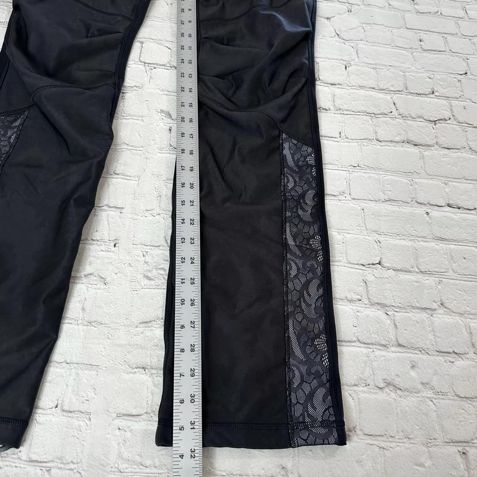 Lululemon Leggings Bold in the cold Lululemon pants Black