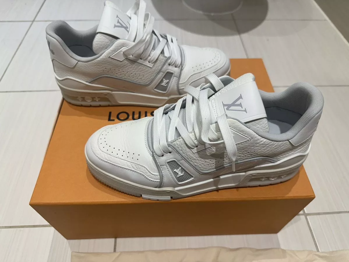 Louis Vuitton Low Top Sneakers Louis Vuitton White & Grey ‘LV Sneaker’