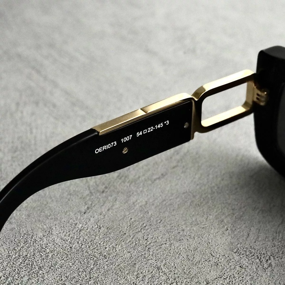 Off-White Sunglasses Off-White OFF WHITE BOSTON SUNGLASSES Black