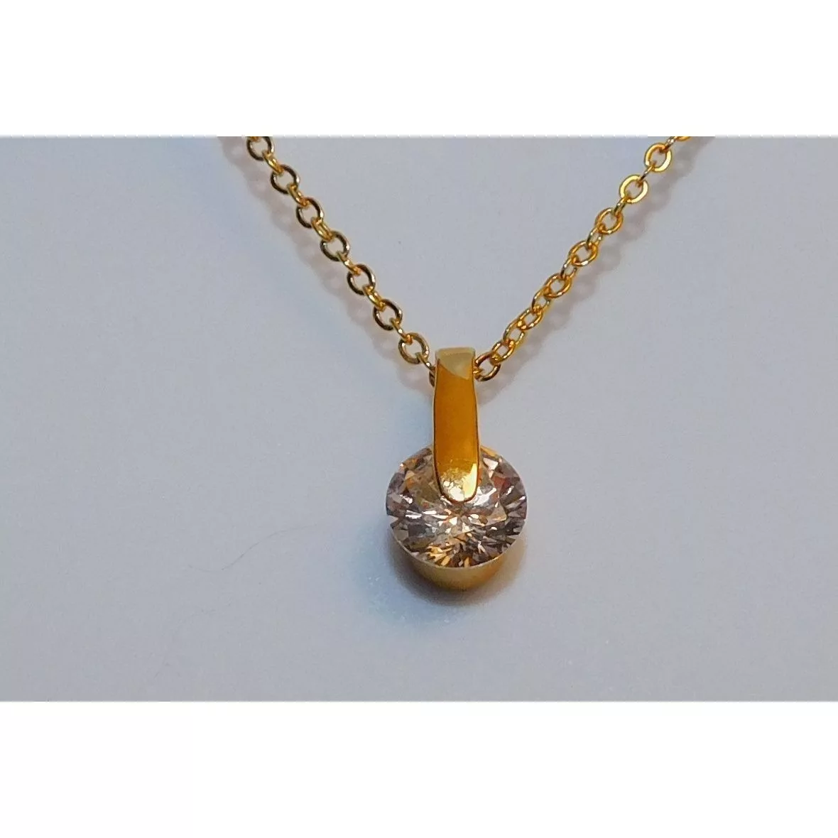 Other Necklaces Other Lia Sophia Gold Glass Pendant Necklace
