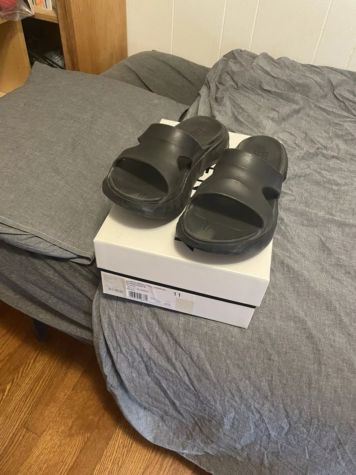Givenchy Sandals Givenchy marshmallow sandals Black