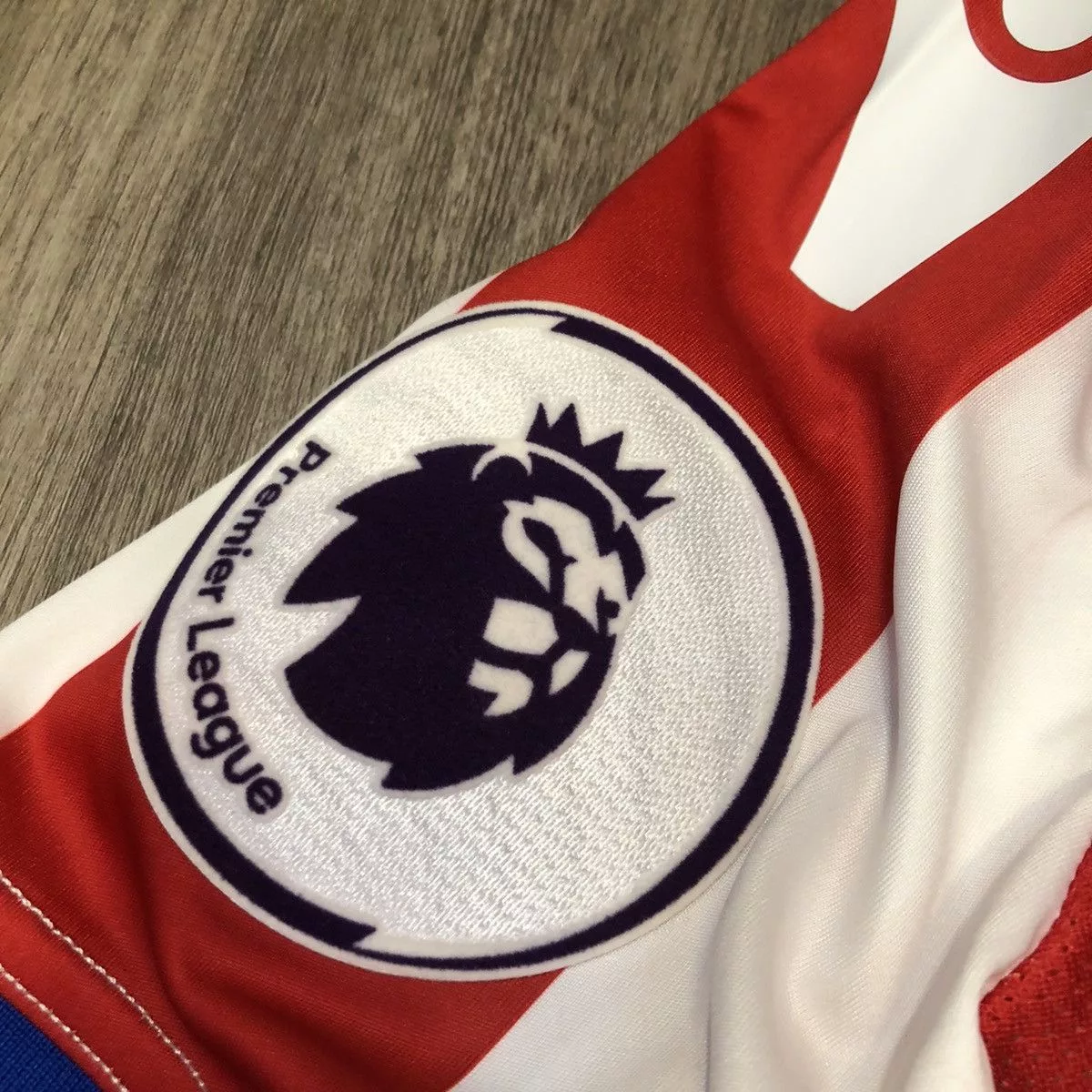 Macron Jerseys Macron Stoke City 15/16 home shirt #22 Shaqiri Red Streetwear