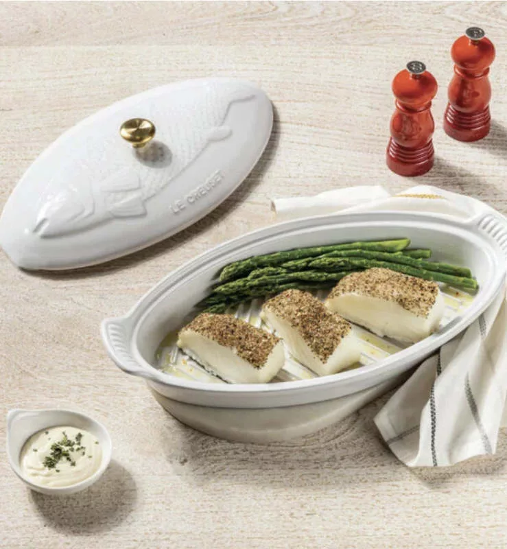 Heritage Fish Baker - White Gold Knob