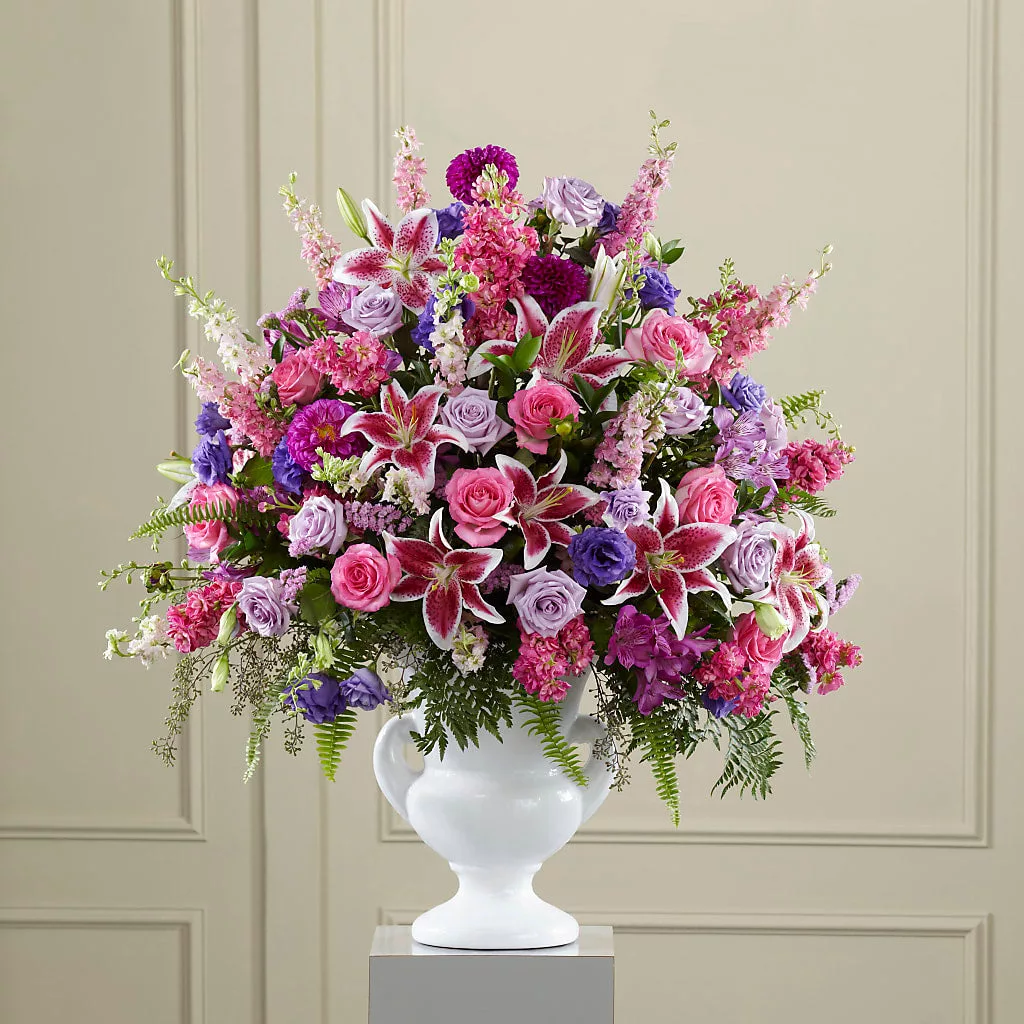 Peaceful Tribute Arrangement