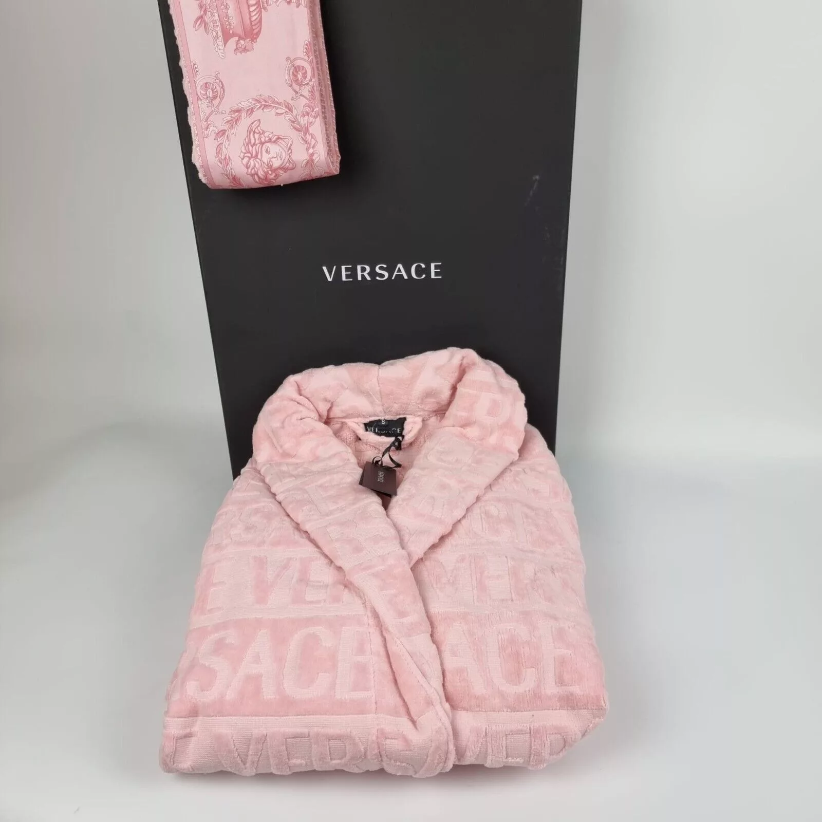 Versace Light Jackets Versace Baroque Print Light Pink Long Bathrobe New S
