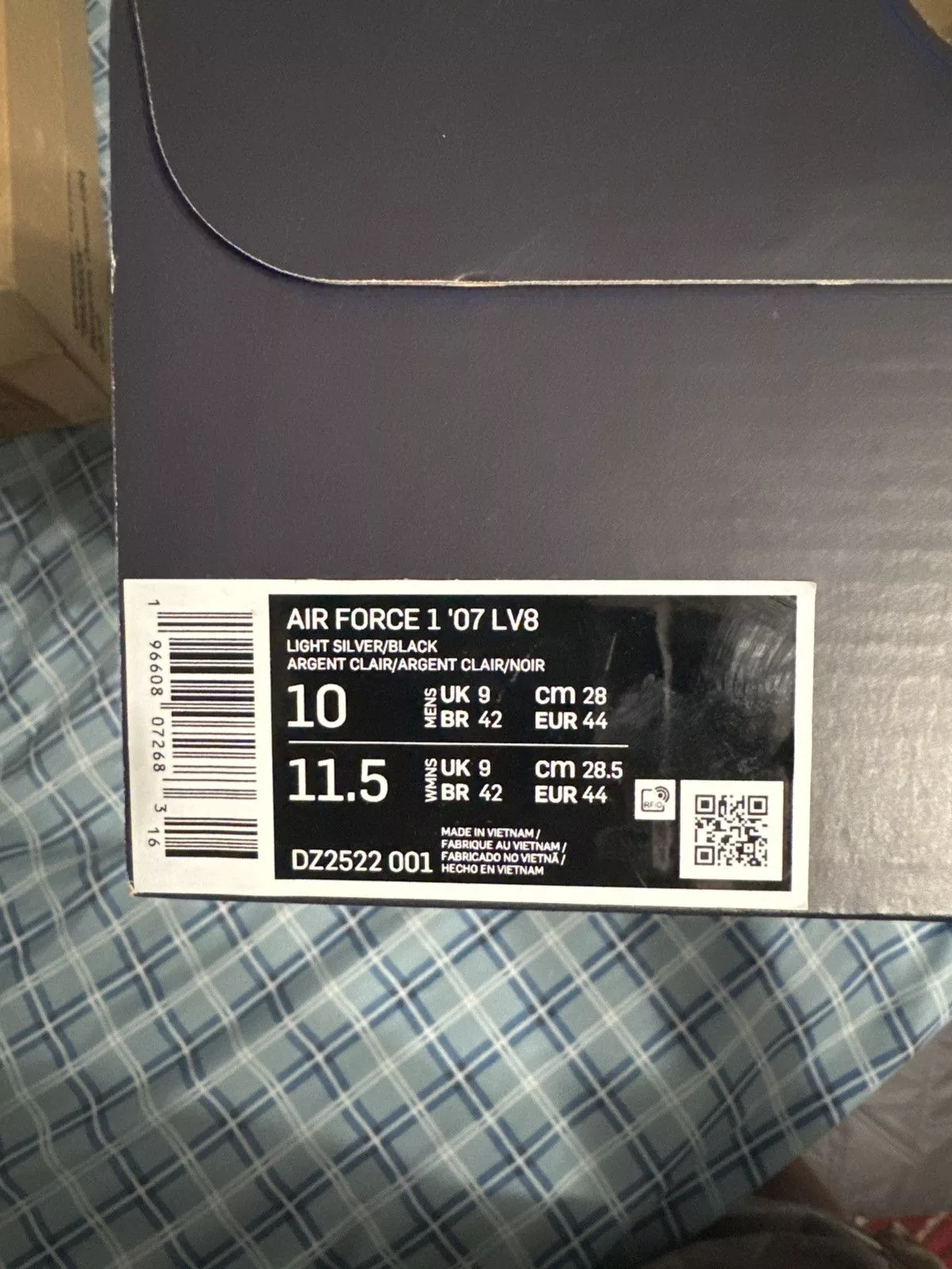 Nike Low Top Sneakers Nike Air Force One split light silver