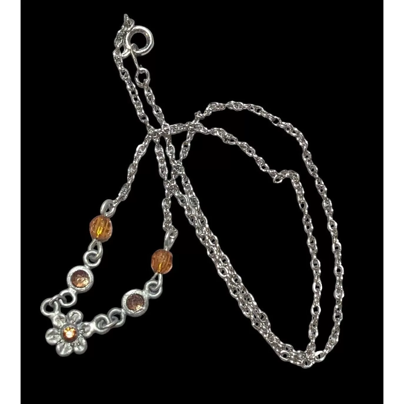 Other Necklaces Other Minimalist Daisy Necklace Silver