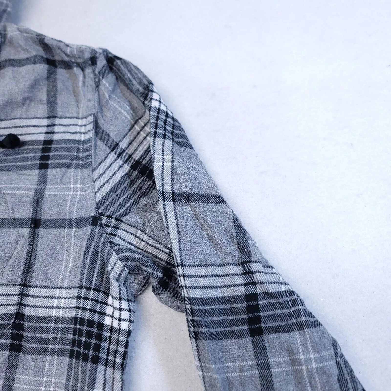 American Eagle Outfitters Light Jackets American Eagle Outfitters American Eagle Casual Button Up Hoodie Men Size S Gray Plaid