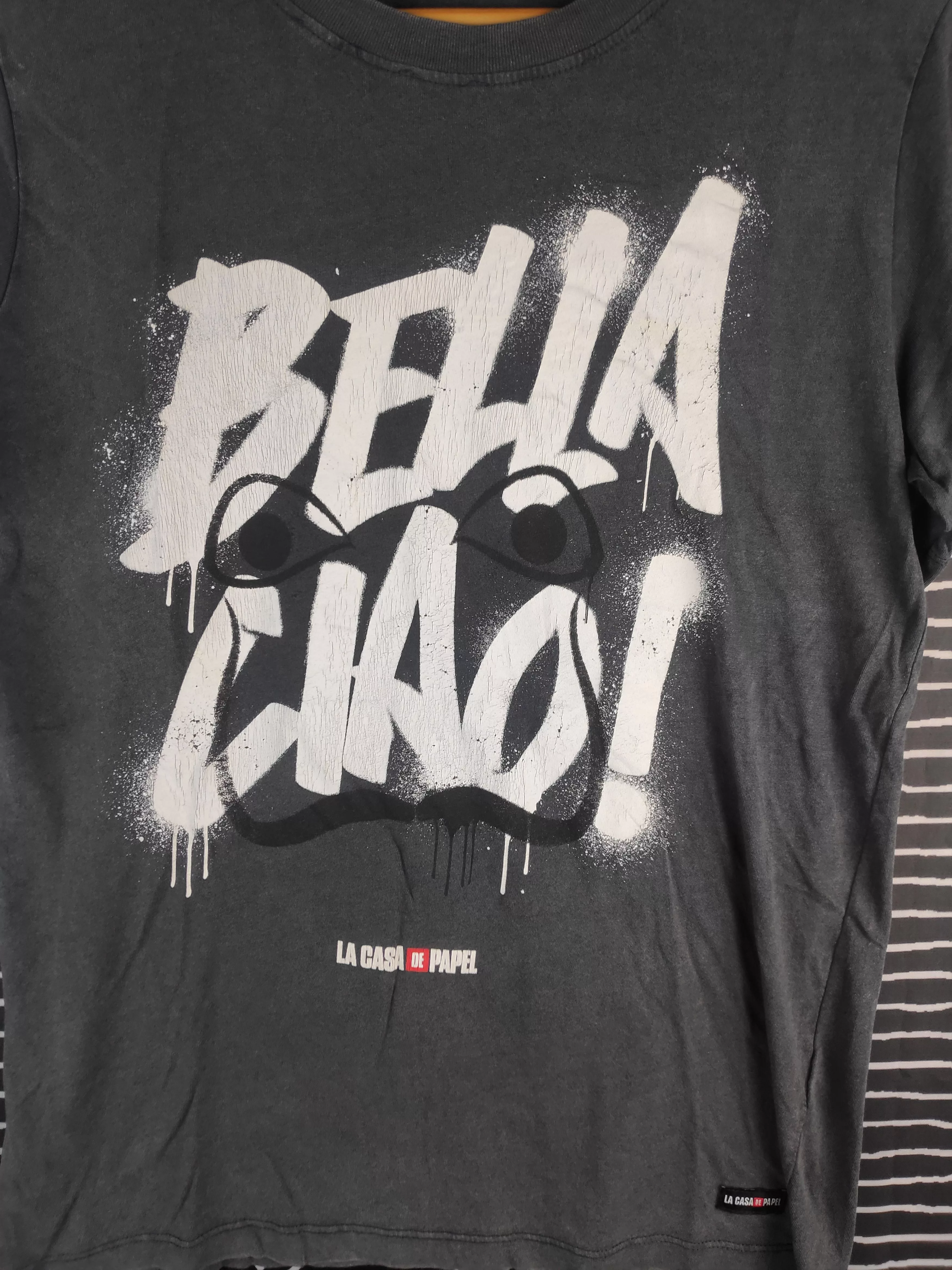 Pull & Bear Short Sleeve T Shirts Pull & Bear La Casa De Papel Netflix Series Bella Ciao Tee Gray Vintage