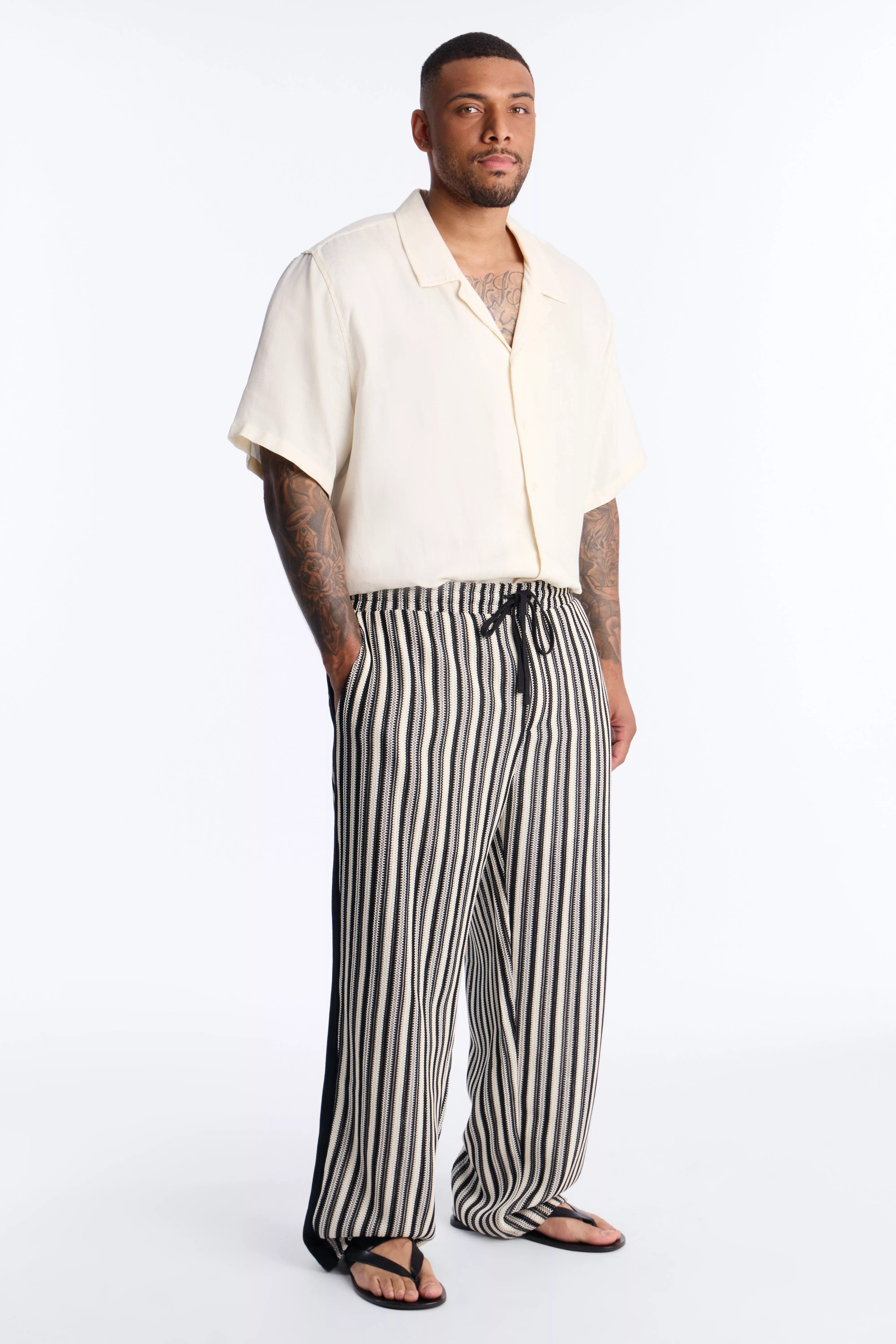 Ribbed Column Relaxed Pant - Black/combo