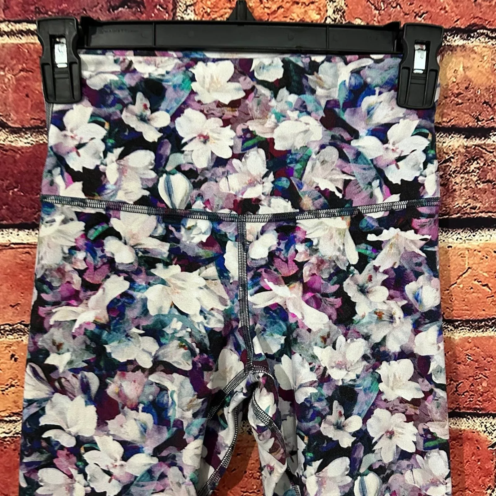 lululemon leggings size 4 Multi