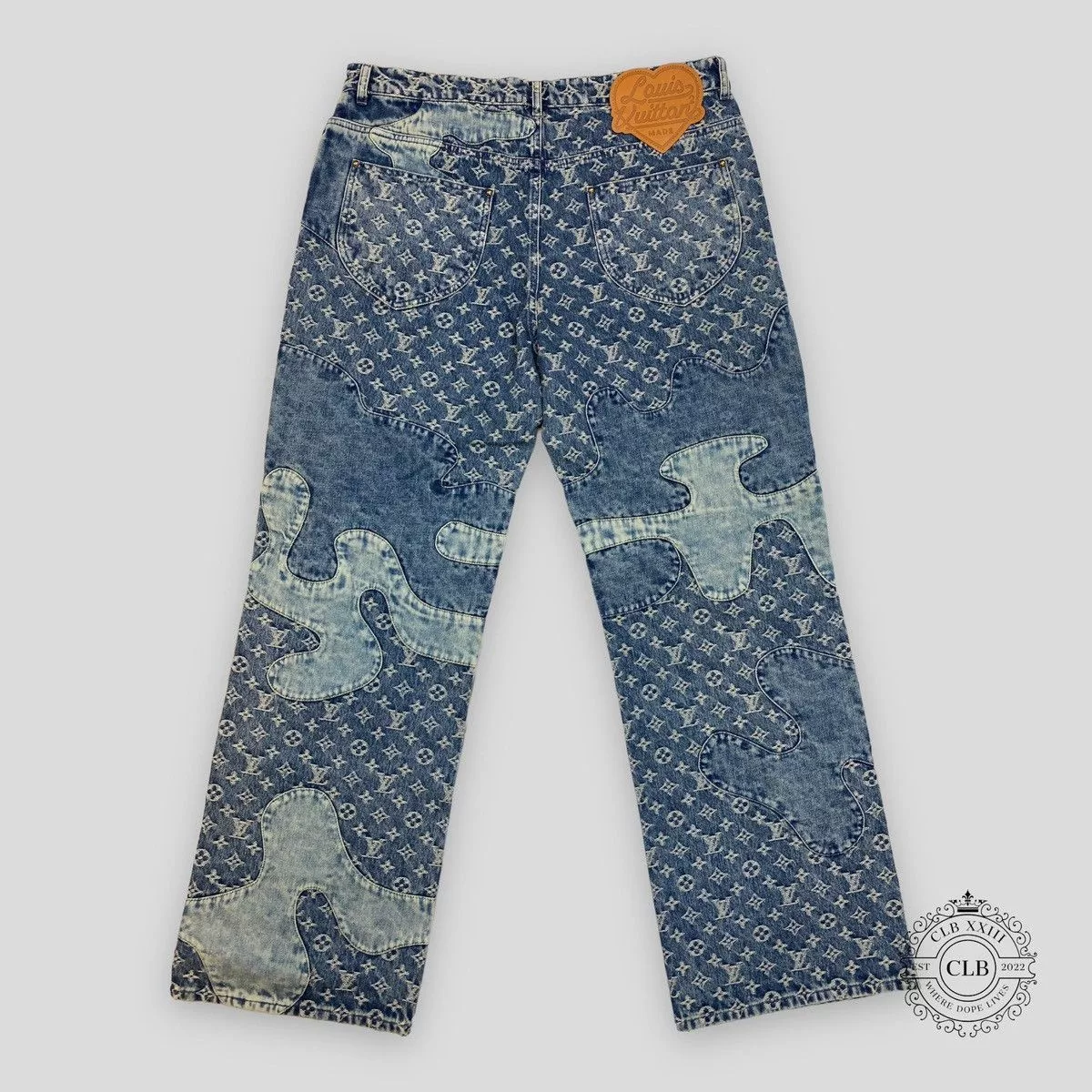 Louis Vuitton Denim Louis Vuitton × Nigo LOUIS VUITTON X NIGO MONOGRAM PATCHWORK DENIM JEANS Blue