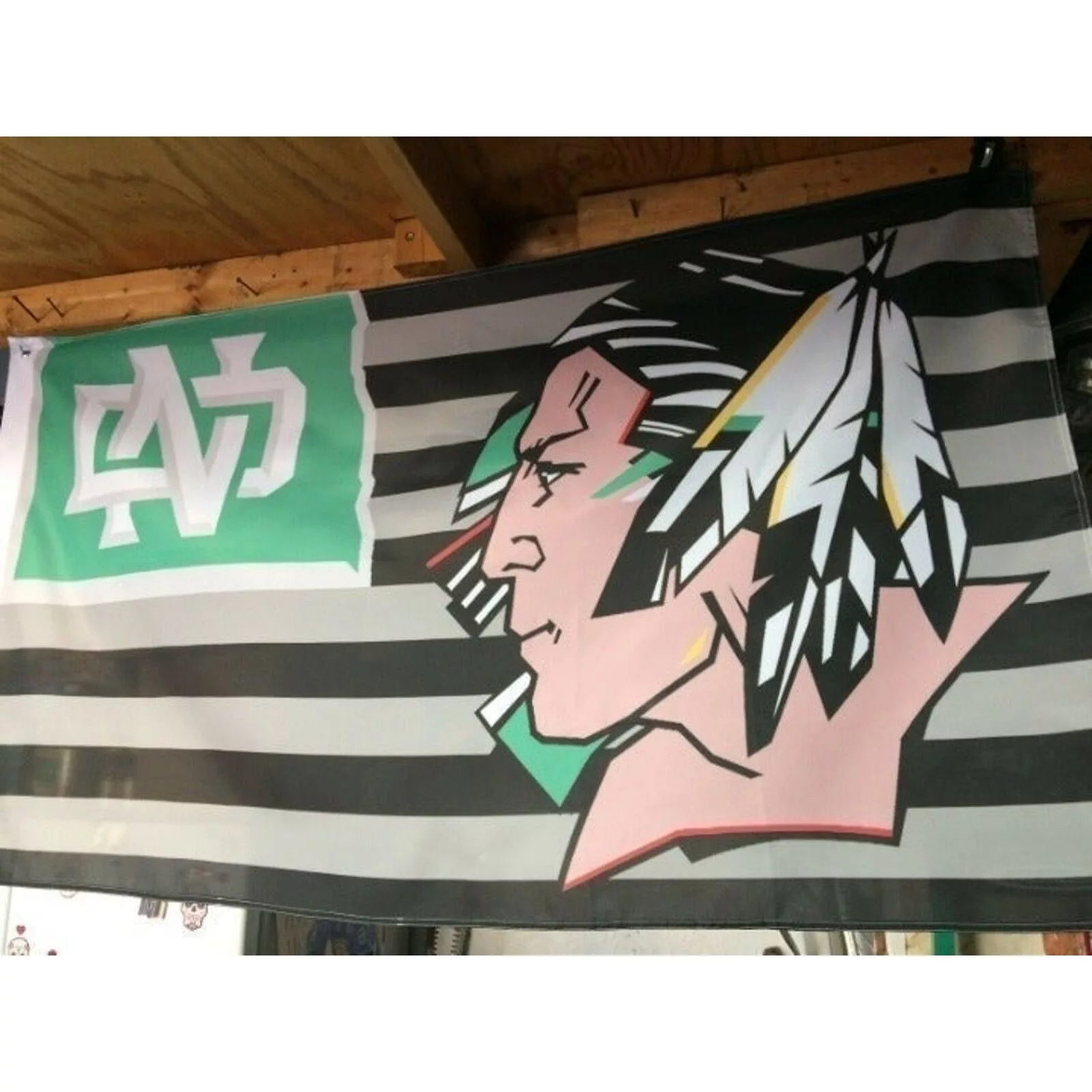 Other Miscellaneous Other UND North Dakota Fighting Sioux 5ft Flag Multi