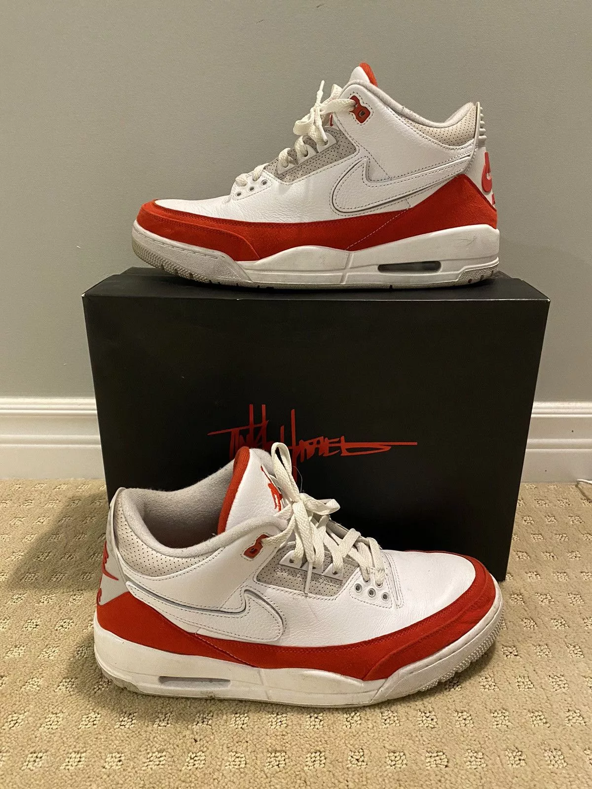 Jordan Brand Hi Top Sneakers Jordan Brand Nike Air Jordan x Tinker Hadfield Retro 3 Red & White