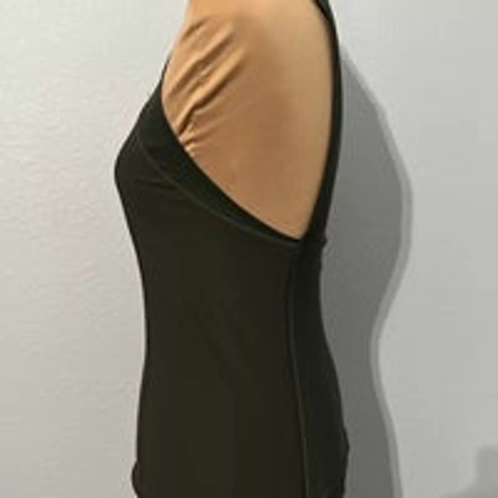 Lululemon Tank Tops Lululemon Tank Top size 4 Green