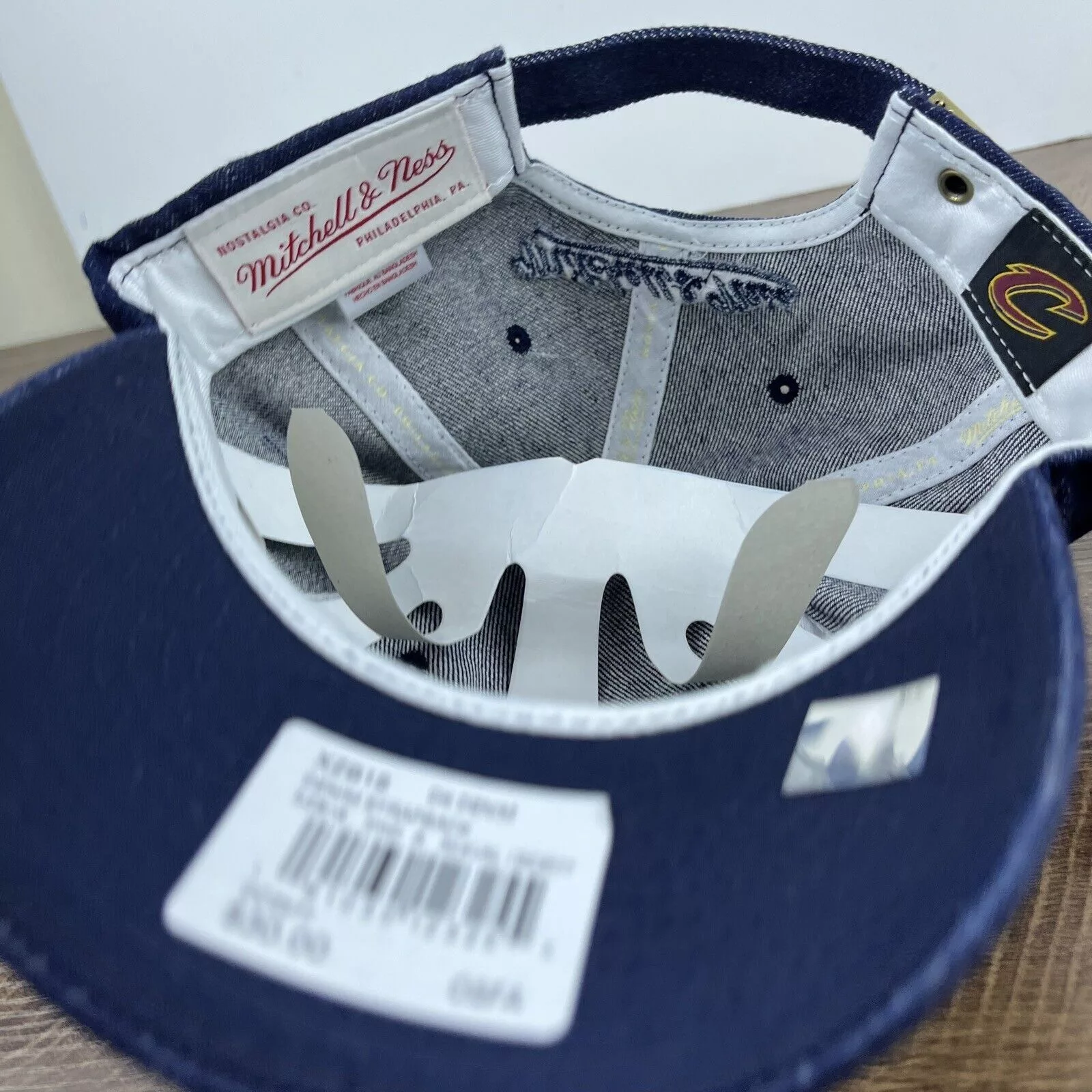 Mitchell & Ness Hats Cleveland Cavaliers Hat NBA Mitchell & Ness Blue Hat Adjusta