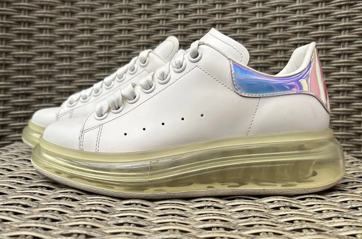 Alexander McQueen Low Top Sneakers Alexander McQueen × MCQ × McQ Alexander McQueen Alexander McQueen Oversized Sneaker White Multi