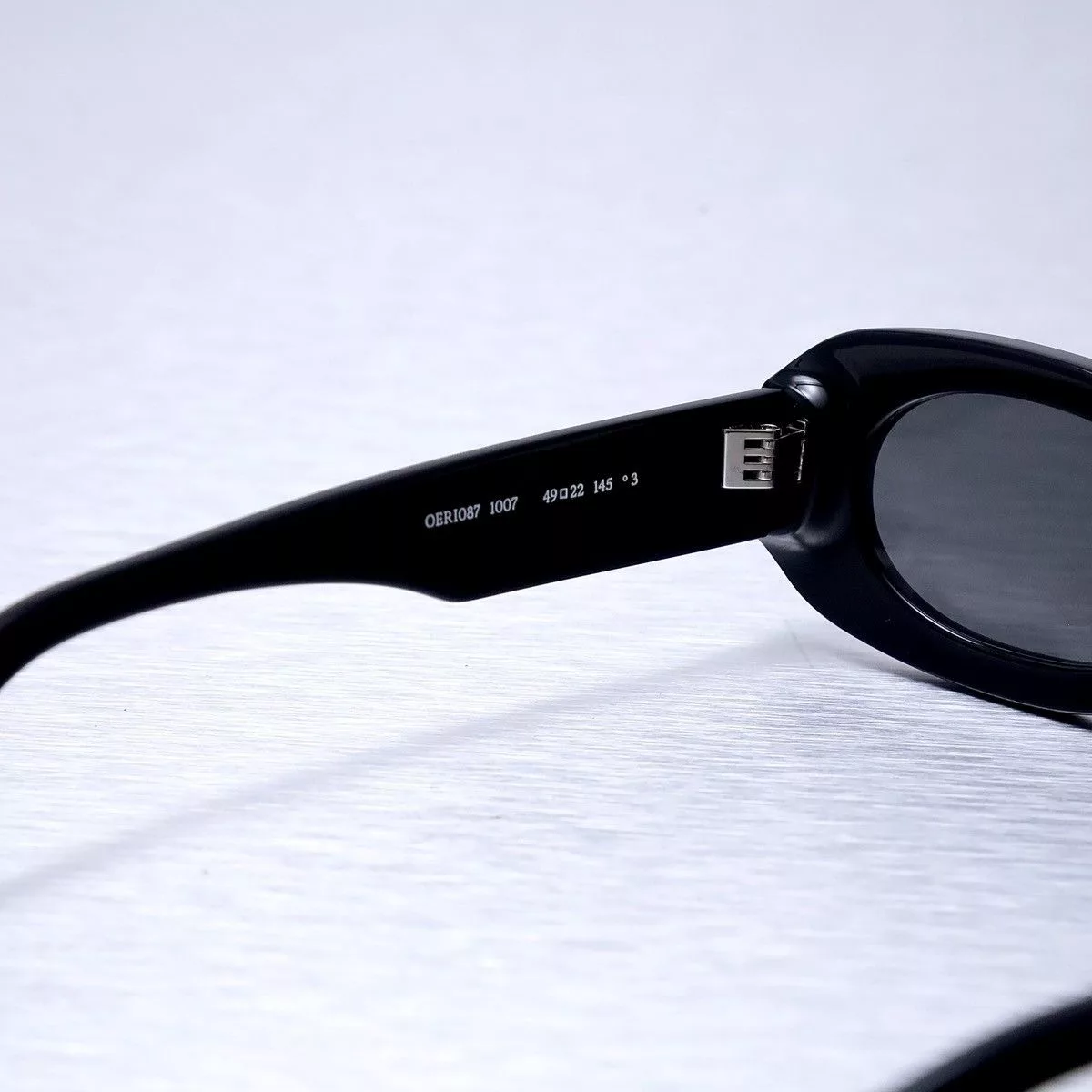 Off-White Sunglasses Off-White OFF WHITE AMALFI SUNGLASSES Black