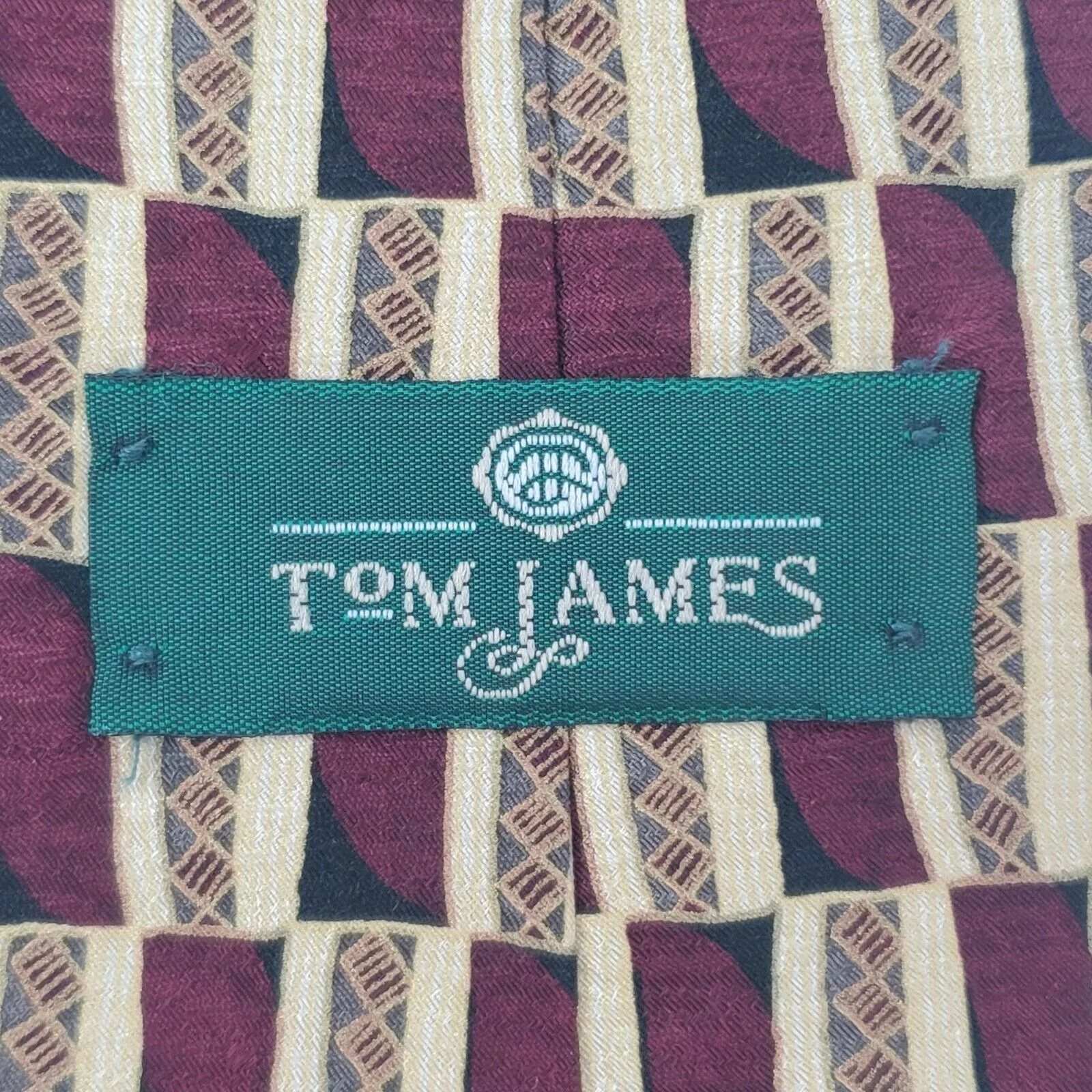 Tom James Ties Pocketsquares Tom James Red Geometric Silk Tie Short