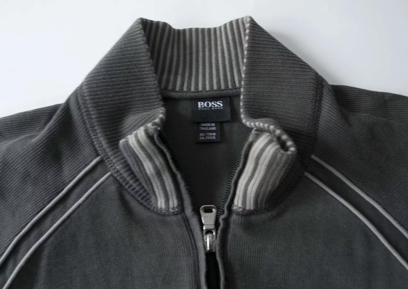 Hugo Boss Light Jackets Hugo Boss Jacket Full Zip Size L Cotton Multi