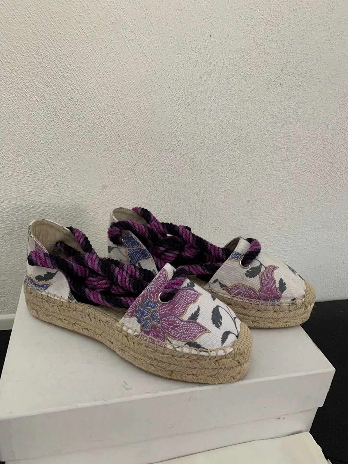 Isabel Marant Sandals Isabel Marant Laced Espadrillas White