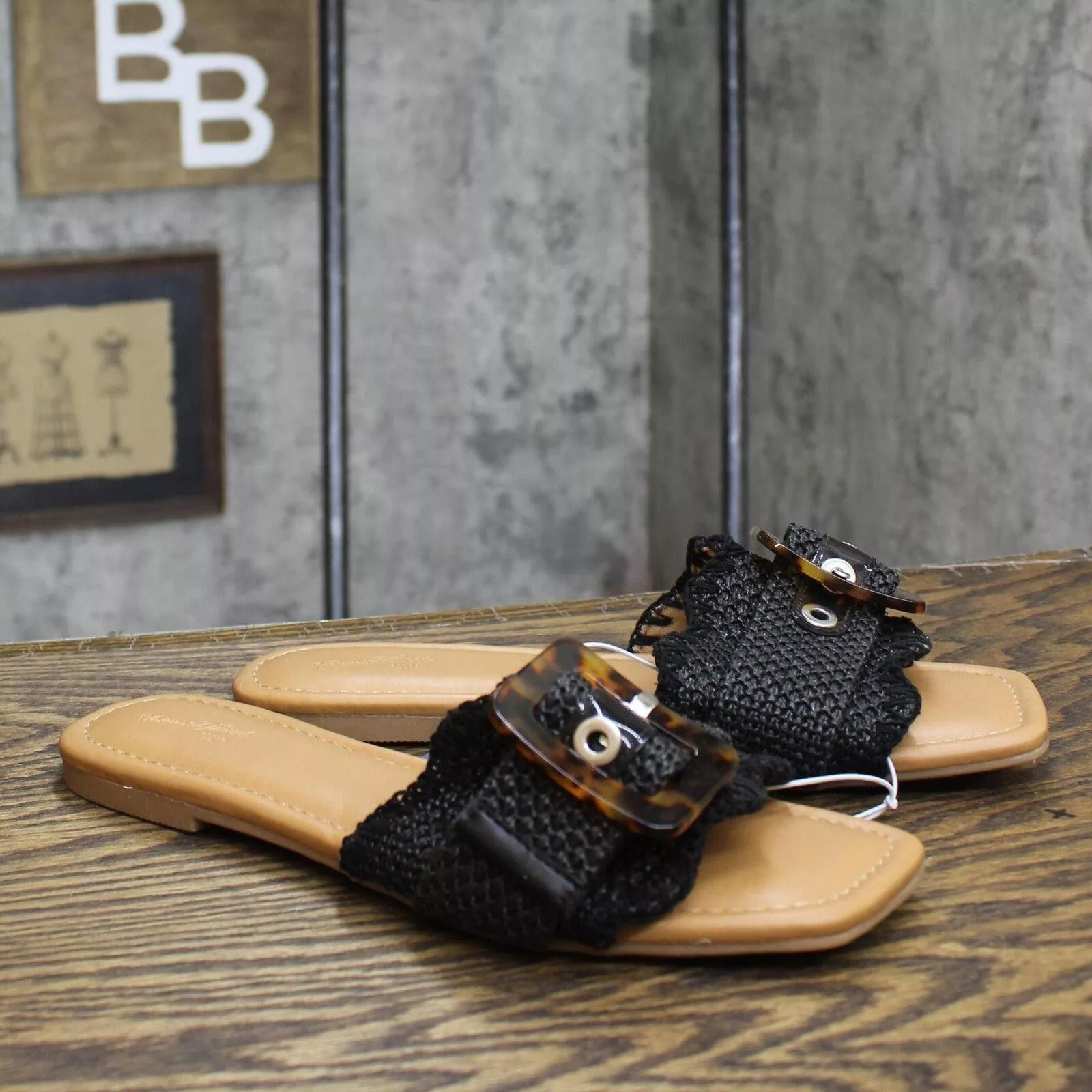 Designer Sandals Designer Universal Thread Sandals with Memory Foam Insole Black 8M