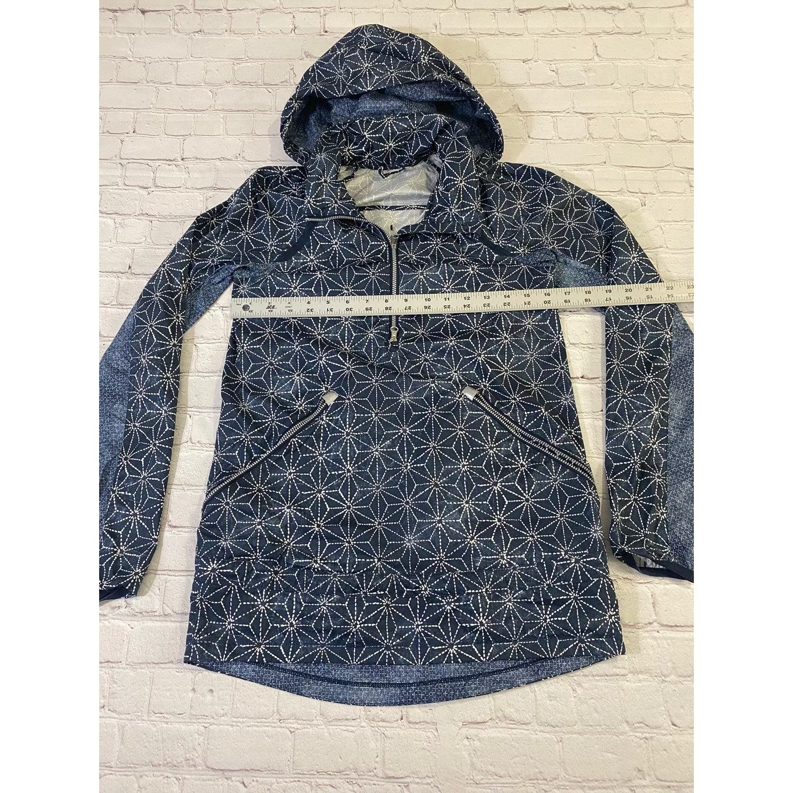 Lululemon Sweatshirts Lightweight Lululemon 1/4 zip pullover size 2 Blue