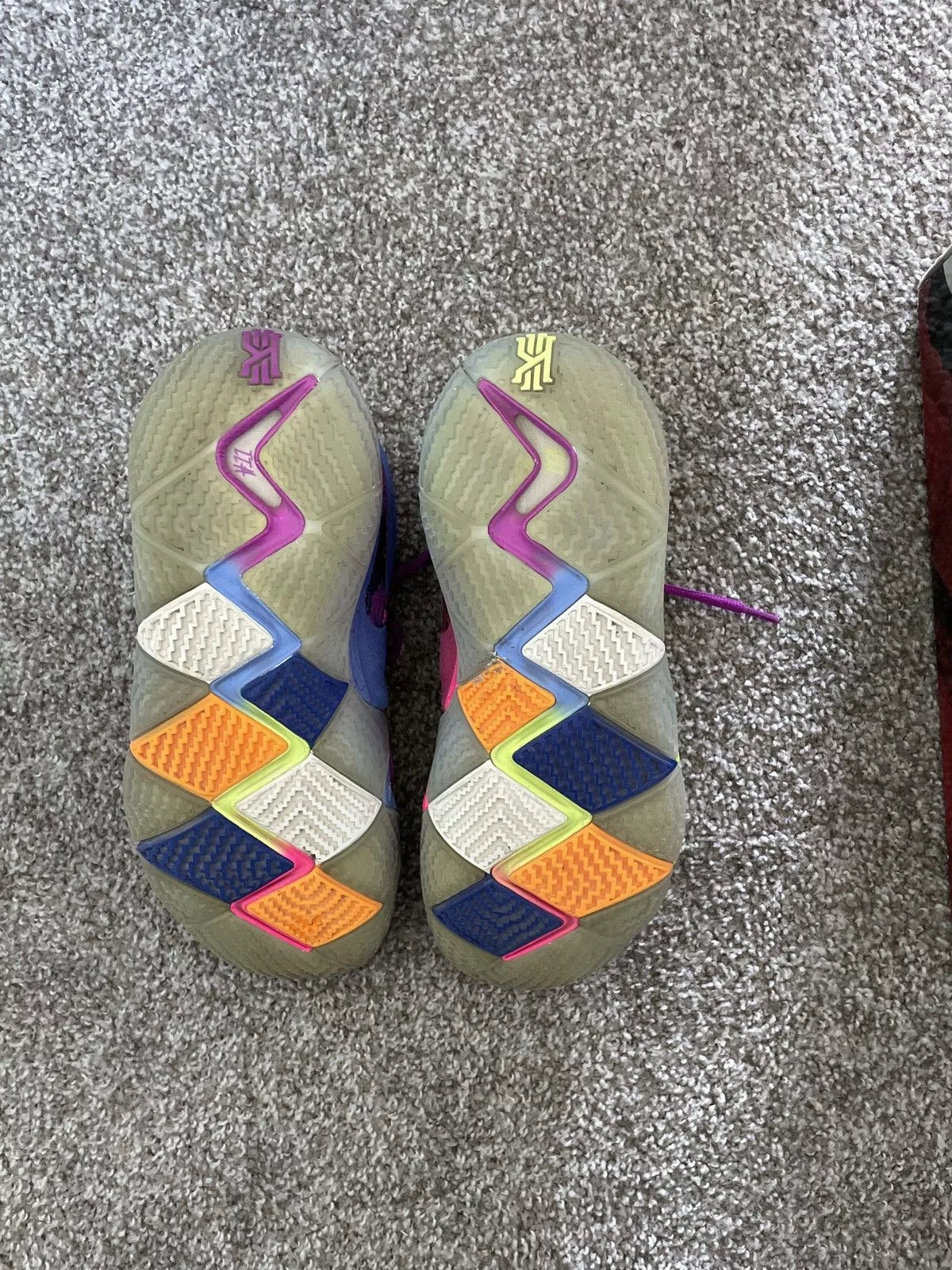 Nike Hi Top Sneakers Nike Kyrie 4 Confetti Multi