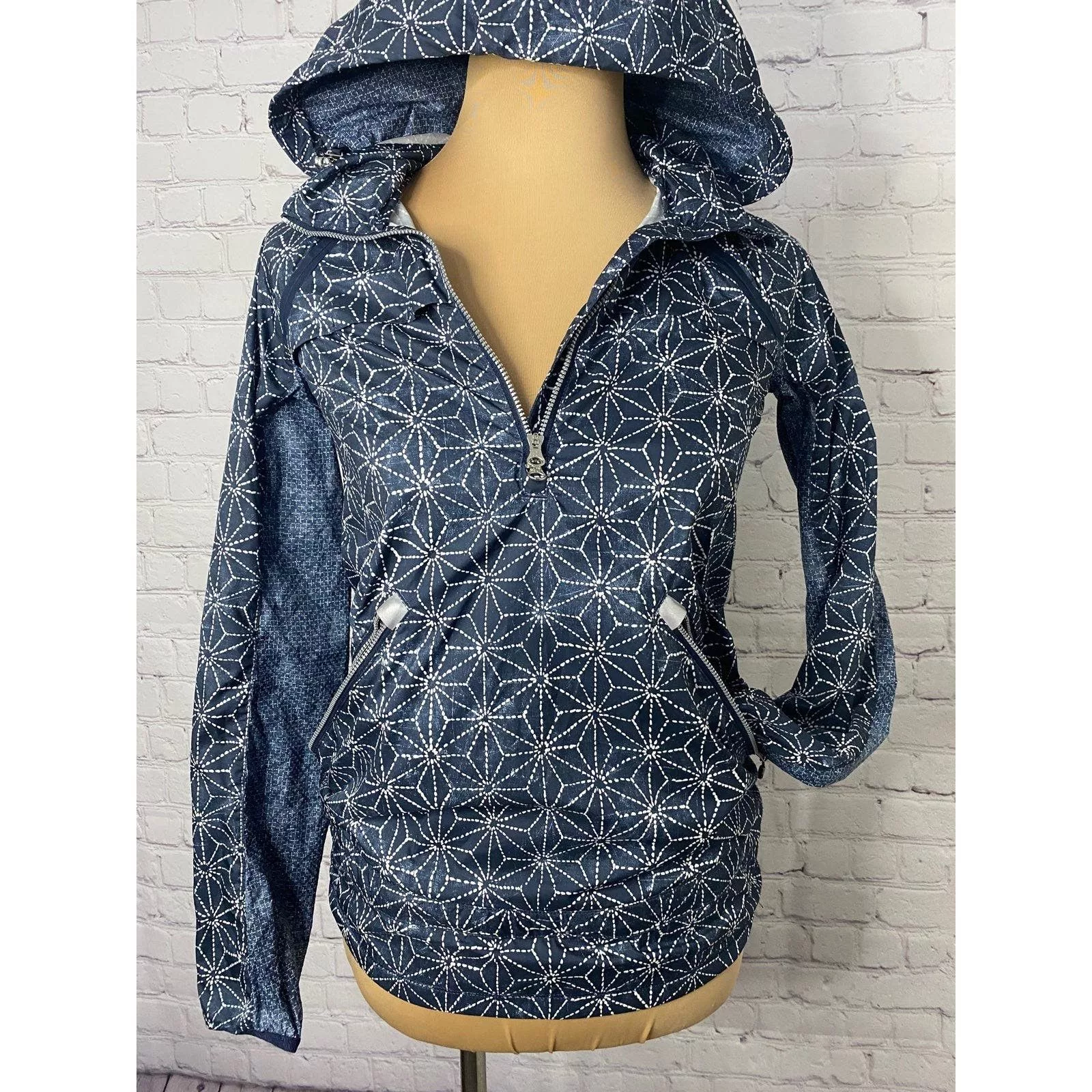 Lululemon Sweatshirts Lightweight Lululemon 1/4 zip pullover size 2 Blue