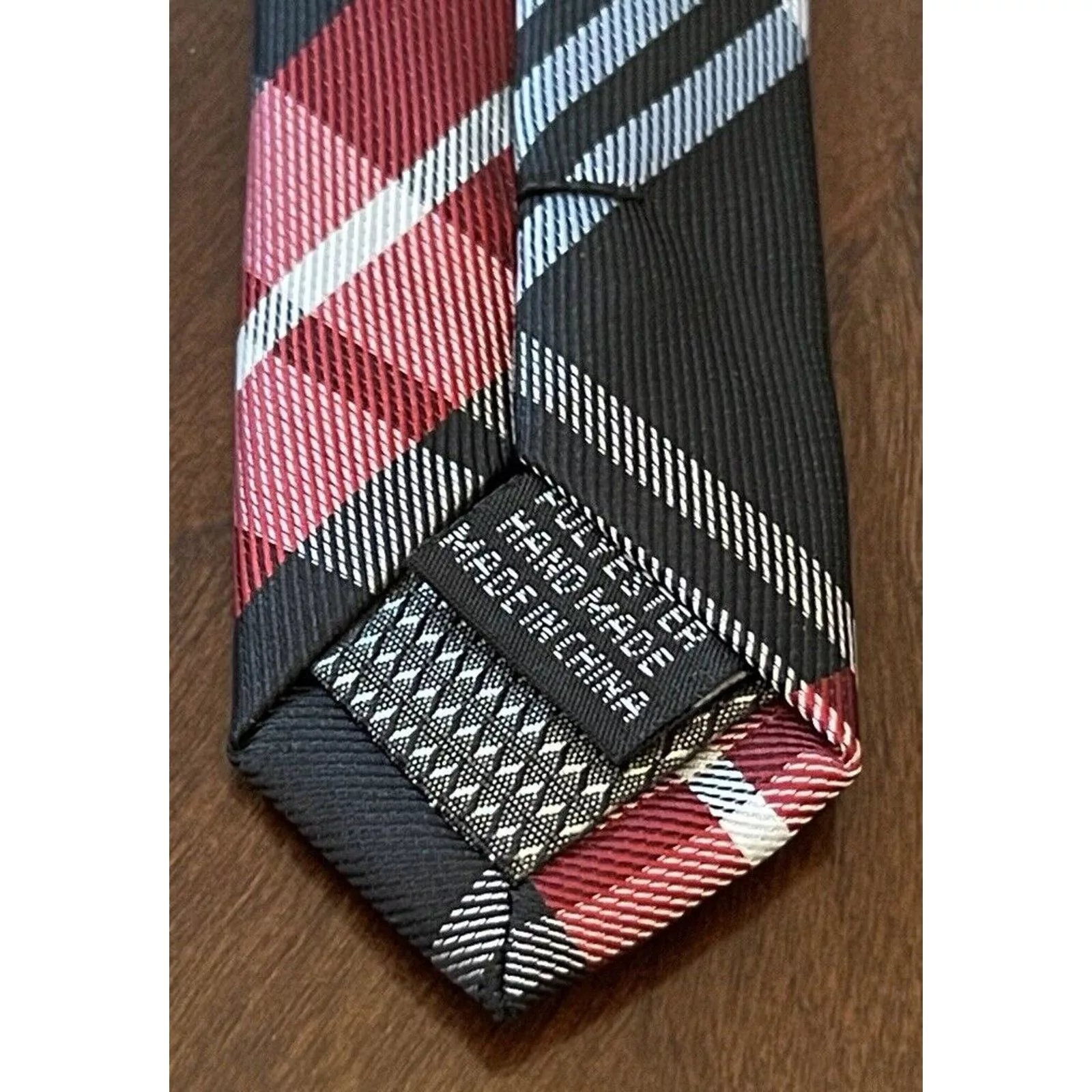 Apt. 9 Ties Pocketsquares Apt. 9 Black Red Hand Made 100% Polyester Made In China Multi