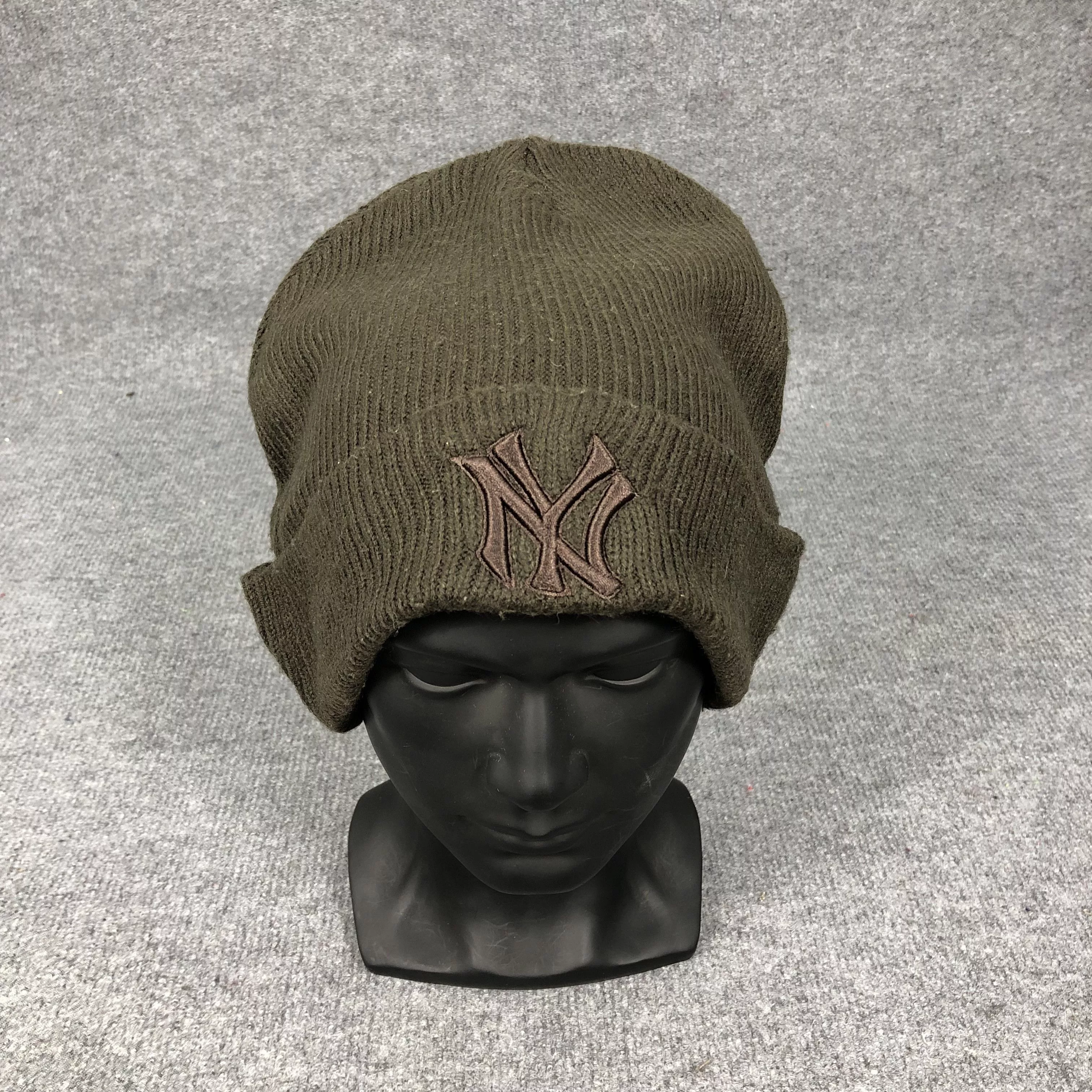 Cooperstown Collection Hats Cooperstown Collection × MLB × New York Yankees Vintage New York Yankees Beanie Hat B1073 Multi