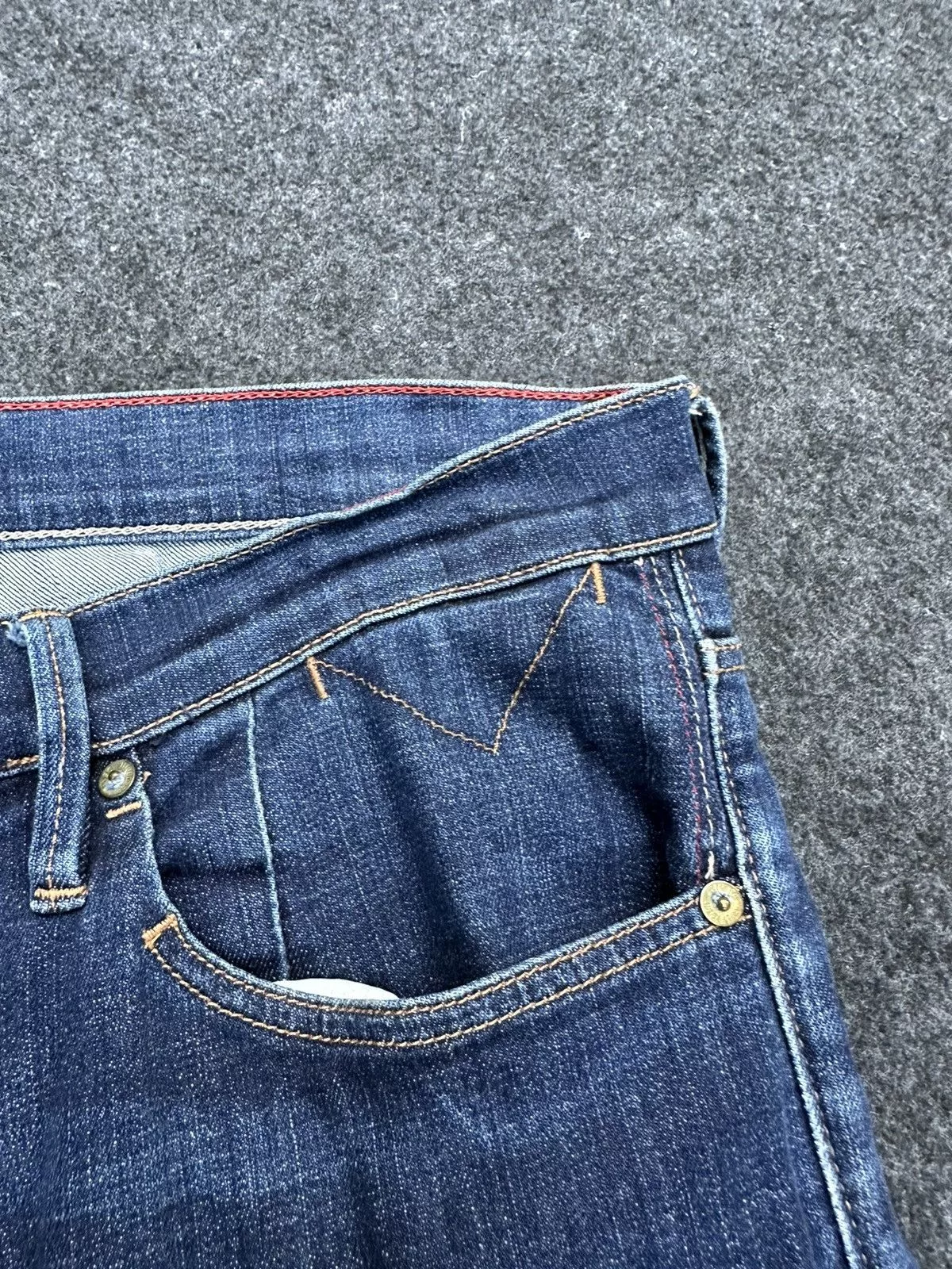 Tommy Hilfiger Denim Tommy Hilfiger Scanton Stretchable Denim Size 34 D13 Blue Streetwear